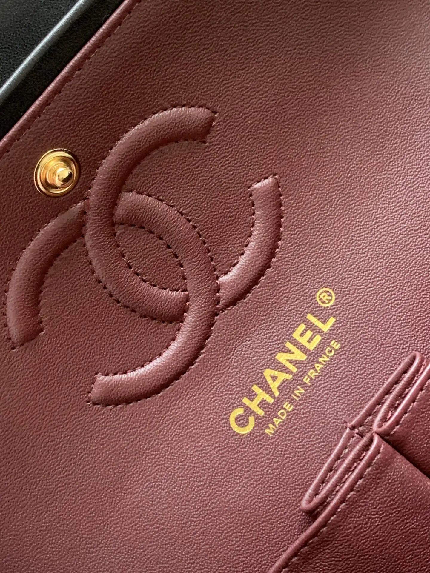 Chanel 羊皮翻蓋鏈條包 單肩斜挎(數字9) Chanel 羊皮翻蓋鏈條包 單肩斜挎(數字9)