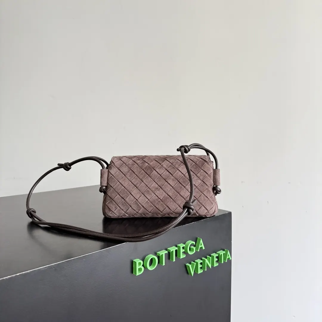 Bottega Veneta 手拿包 精致手拿款