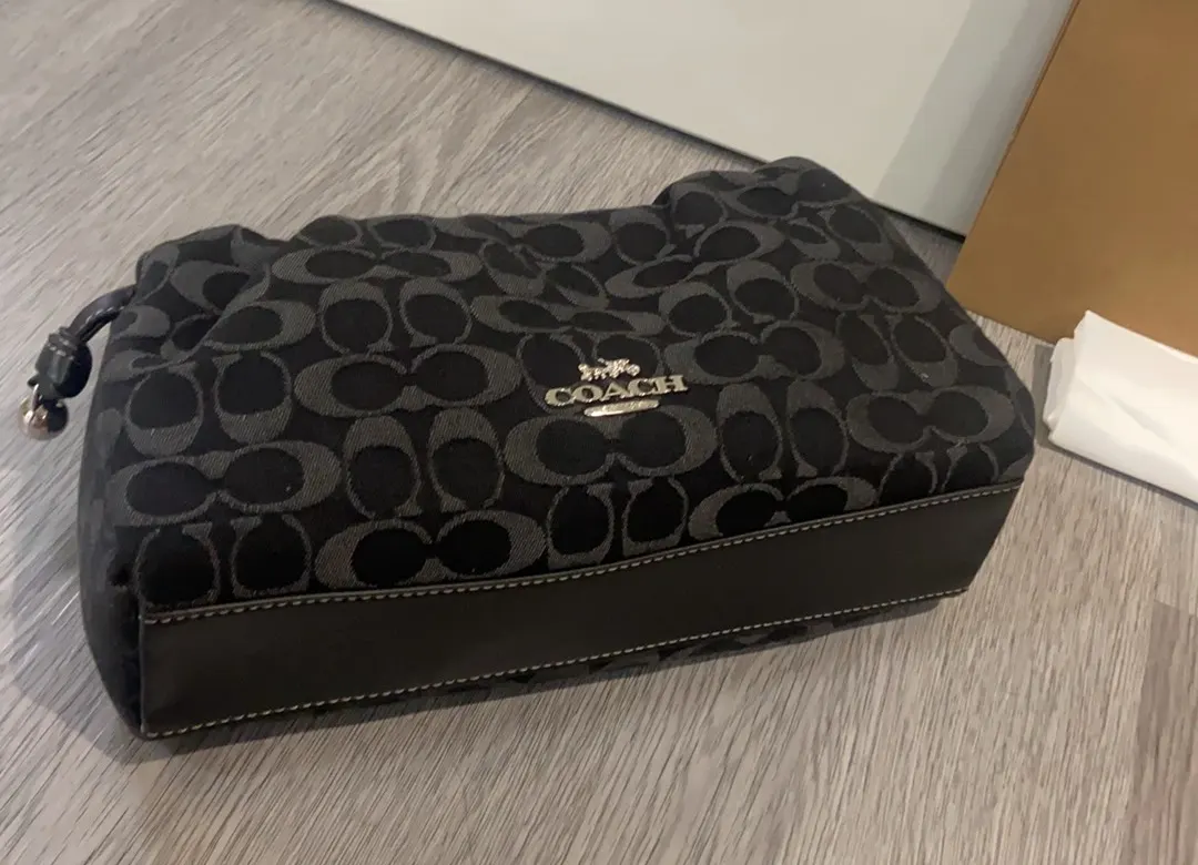 Coach Bag00011 Style Image 8 Coach Bag00011 Style Image 8
