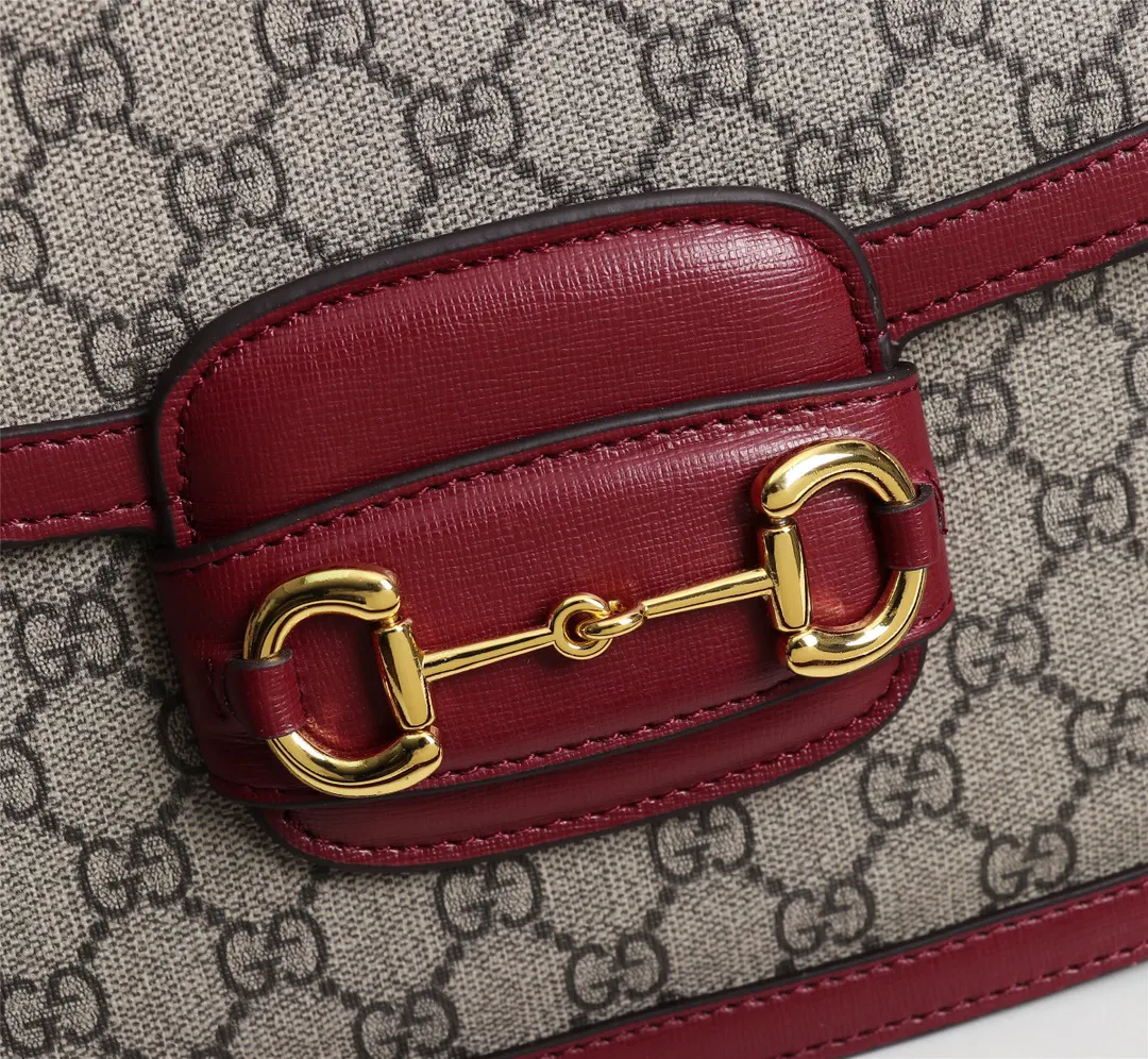 Gucci Horsebit 1955 棕色 Monogram 斜挎包