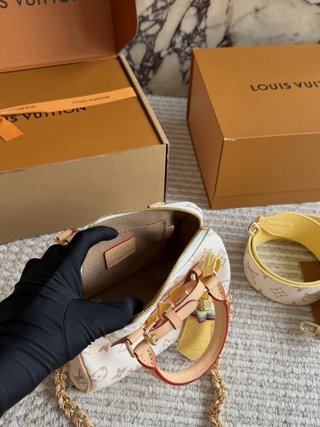 LV Speedy 枕头包 小枕头包 密封 对NANO 旅行包 大容量旅行款