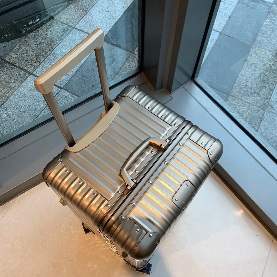 Rimowa Black Silver Suitcase Travel Lightweight