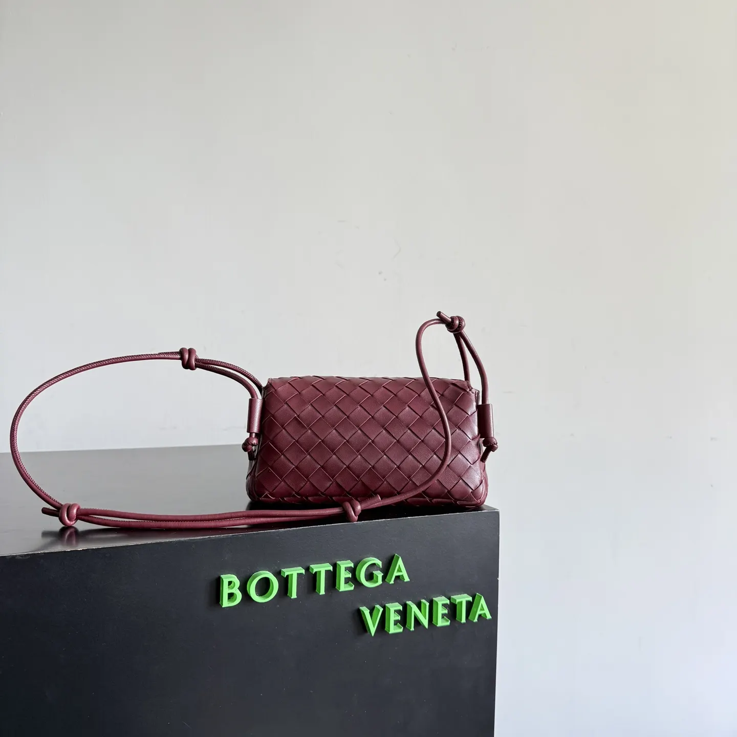 Bottega Veneta 手拿包 精致手拿款