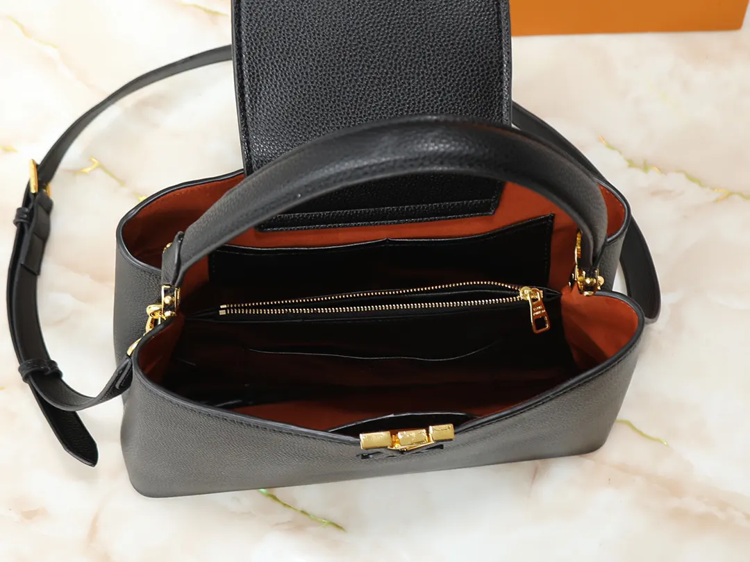 LV Capucines 牛皮 收纳包 旅行收纳款