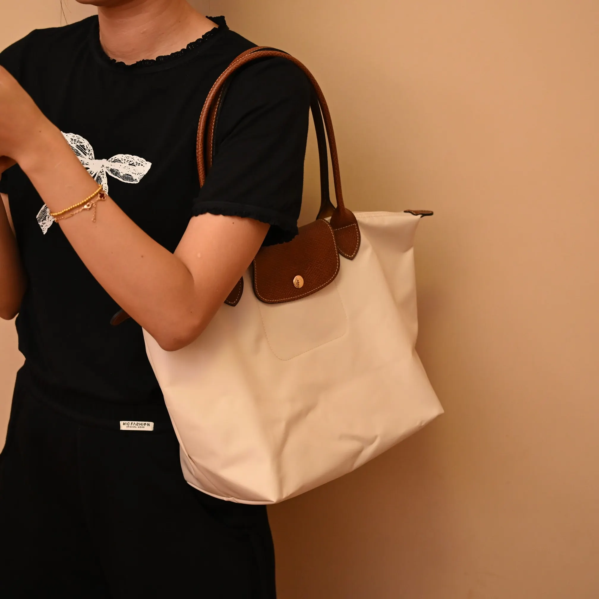 White Shoulder Bag