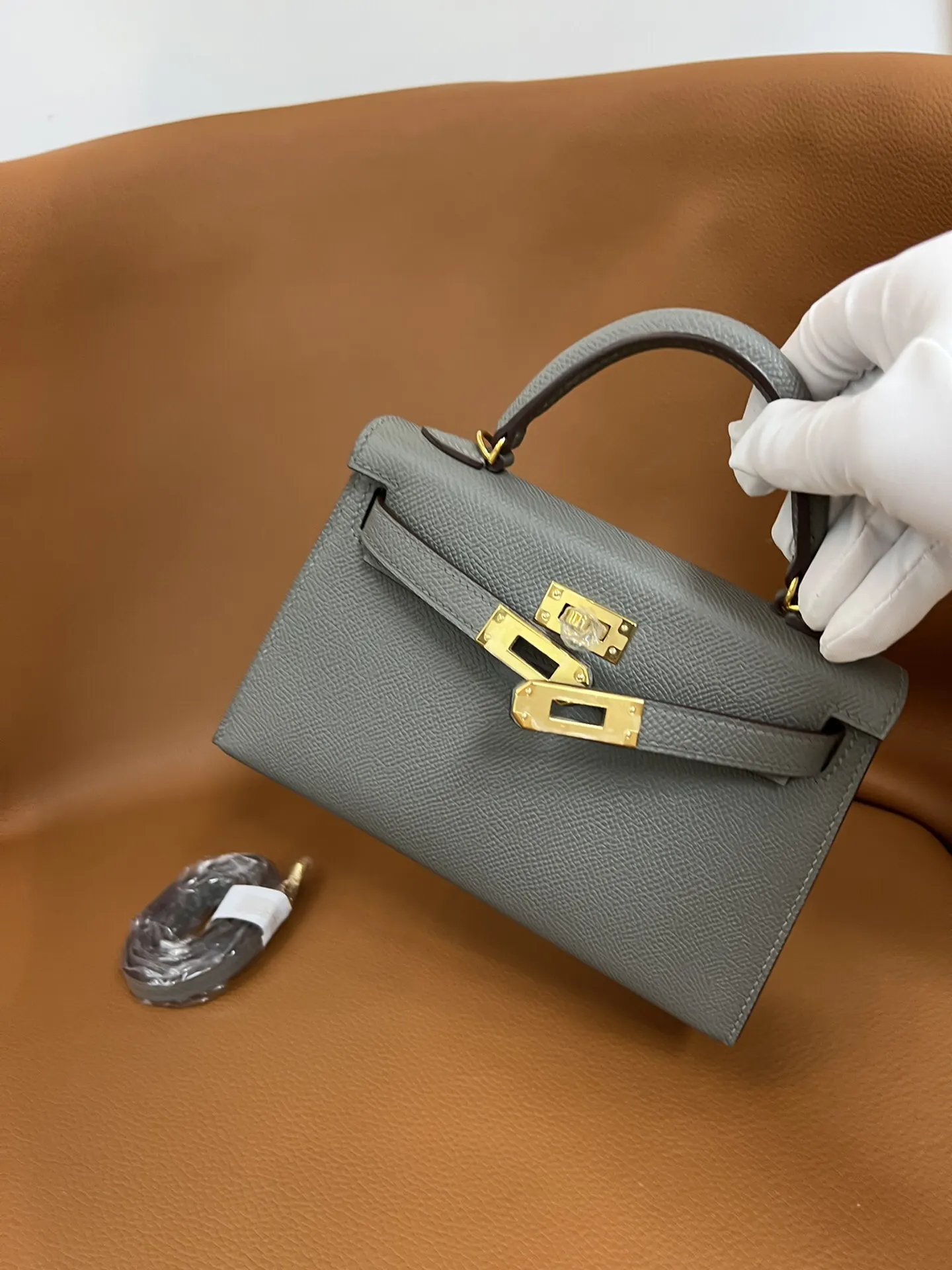 Hermès Kelly 积雨云灰 Epsom掌纹牛皮 手提包 19cm