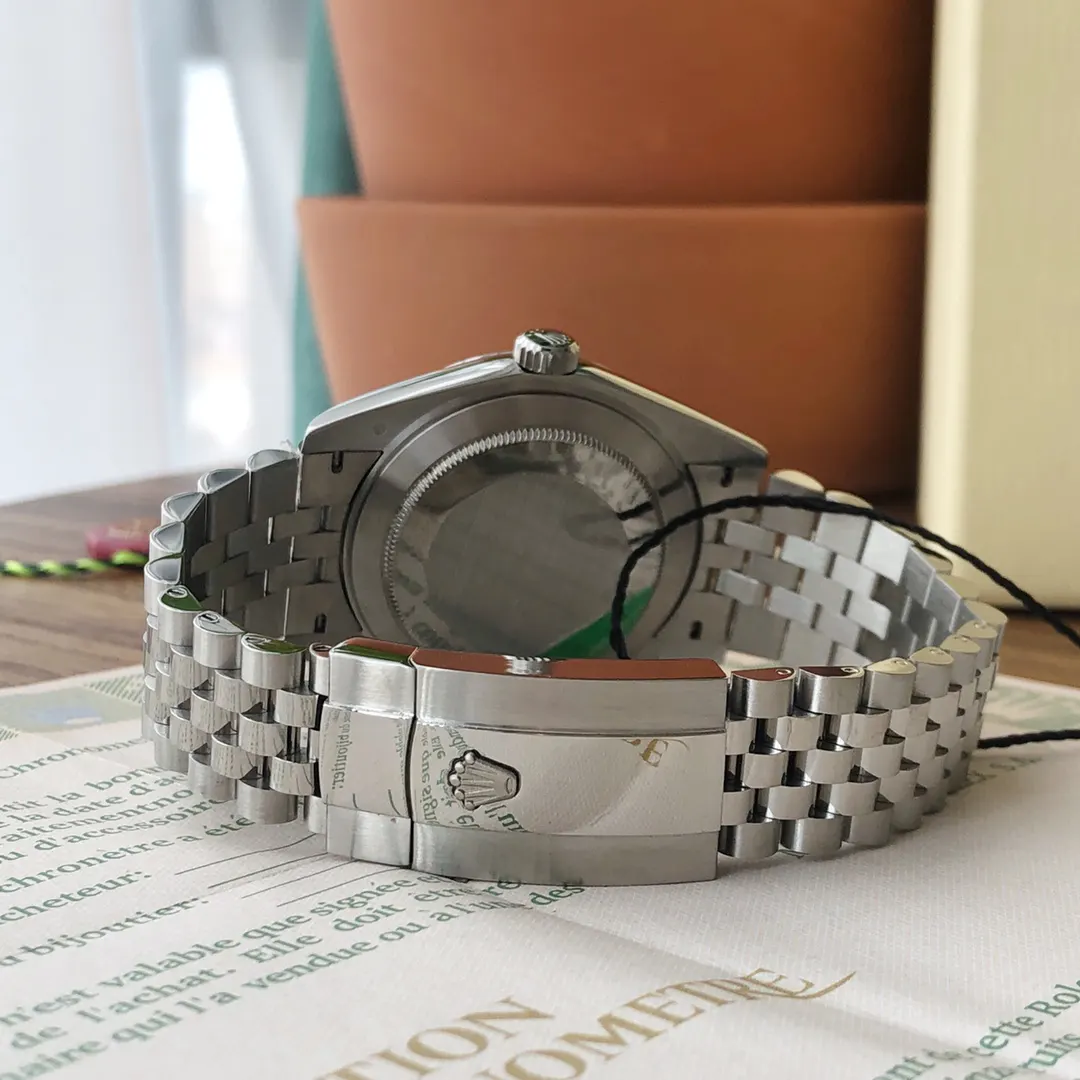 Rolex 字体大小工艺和 一致 台湾厂打造大厂质量亲民价特别 手表 经典腕表款