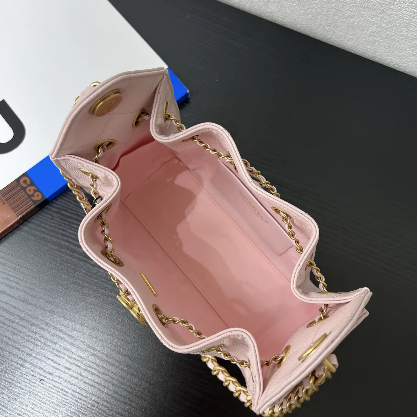 CHANEL 22 Bag 粉色牛皮链条包 小号款 复古款