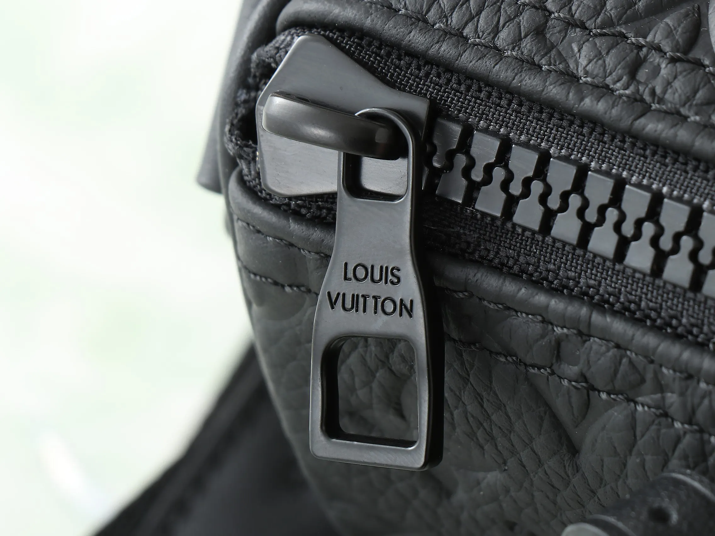 LV Keepall 黑色 旅行袋 大容量出行款(數字8) LV Keepall 黑色 旅行袋 大容量出行款(數字8)