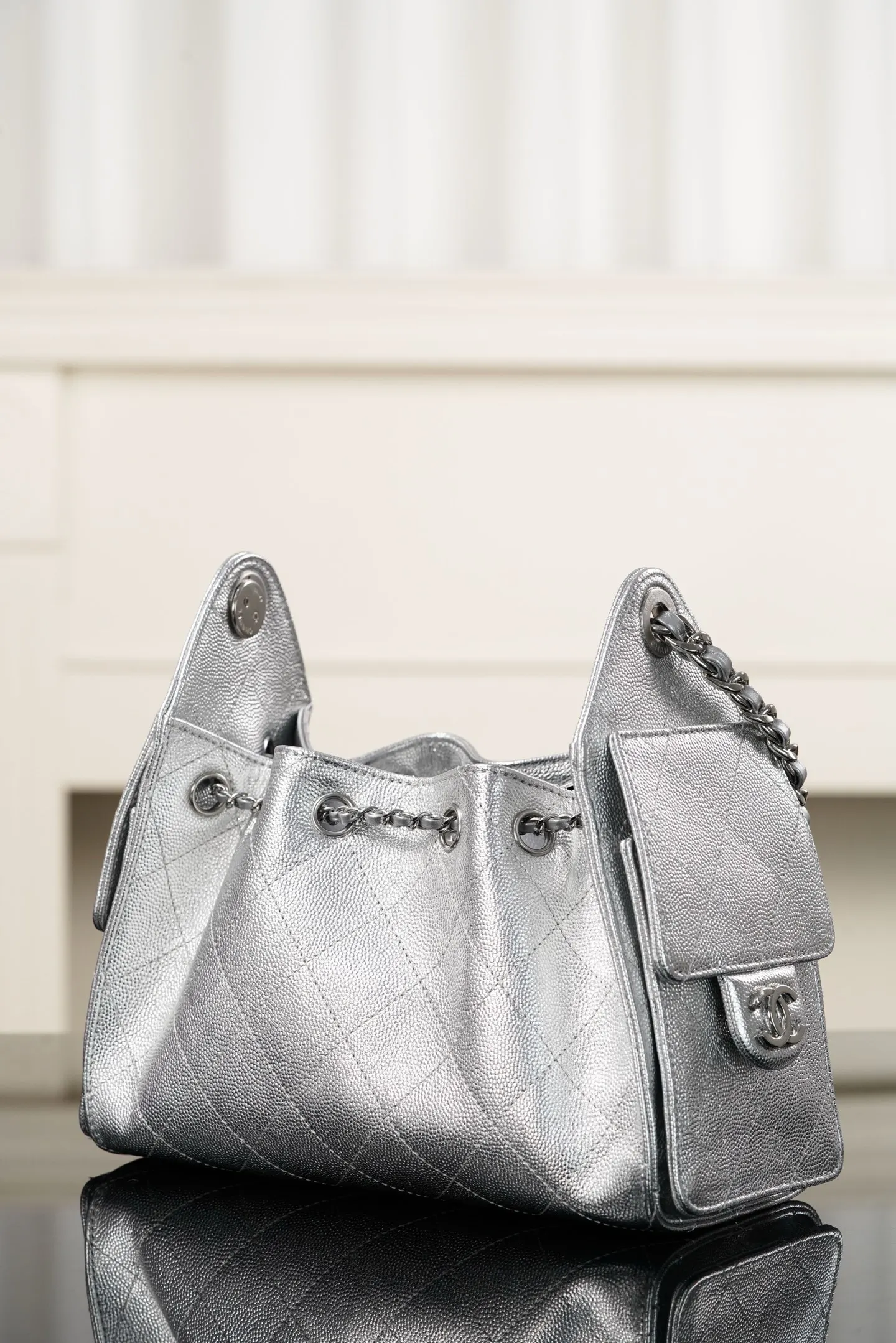 Silver Hobo Shoulder Bag Vintage