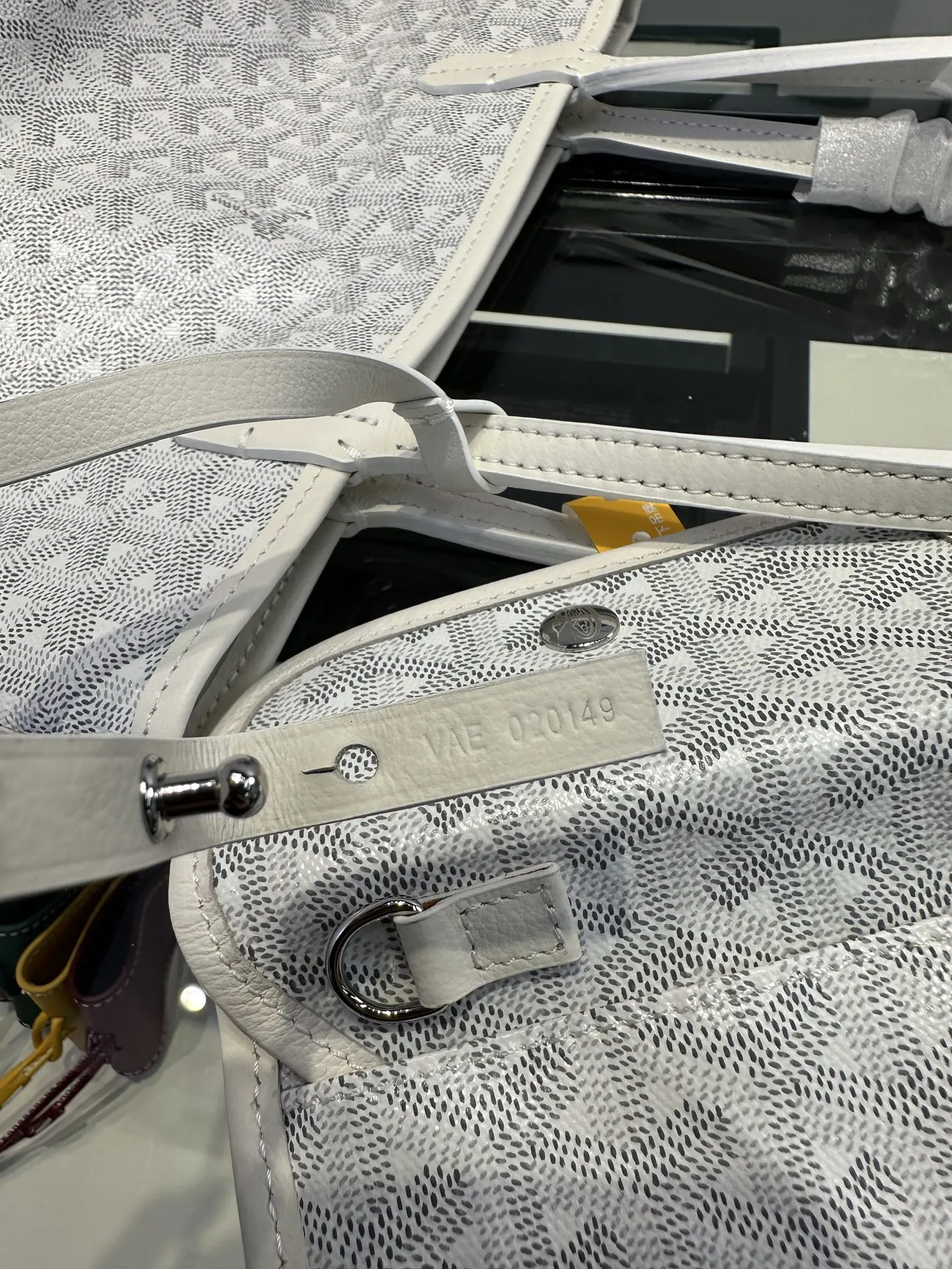 Goyard White Tote Bag Leather