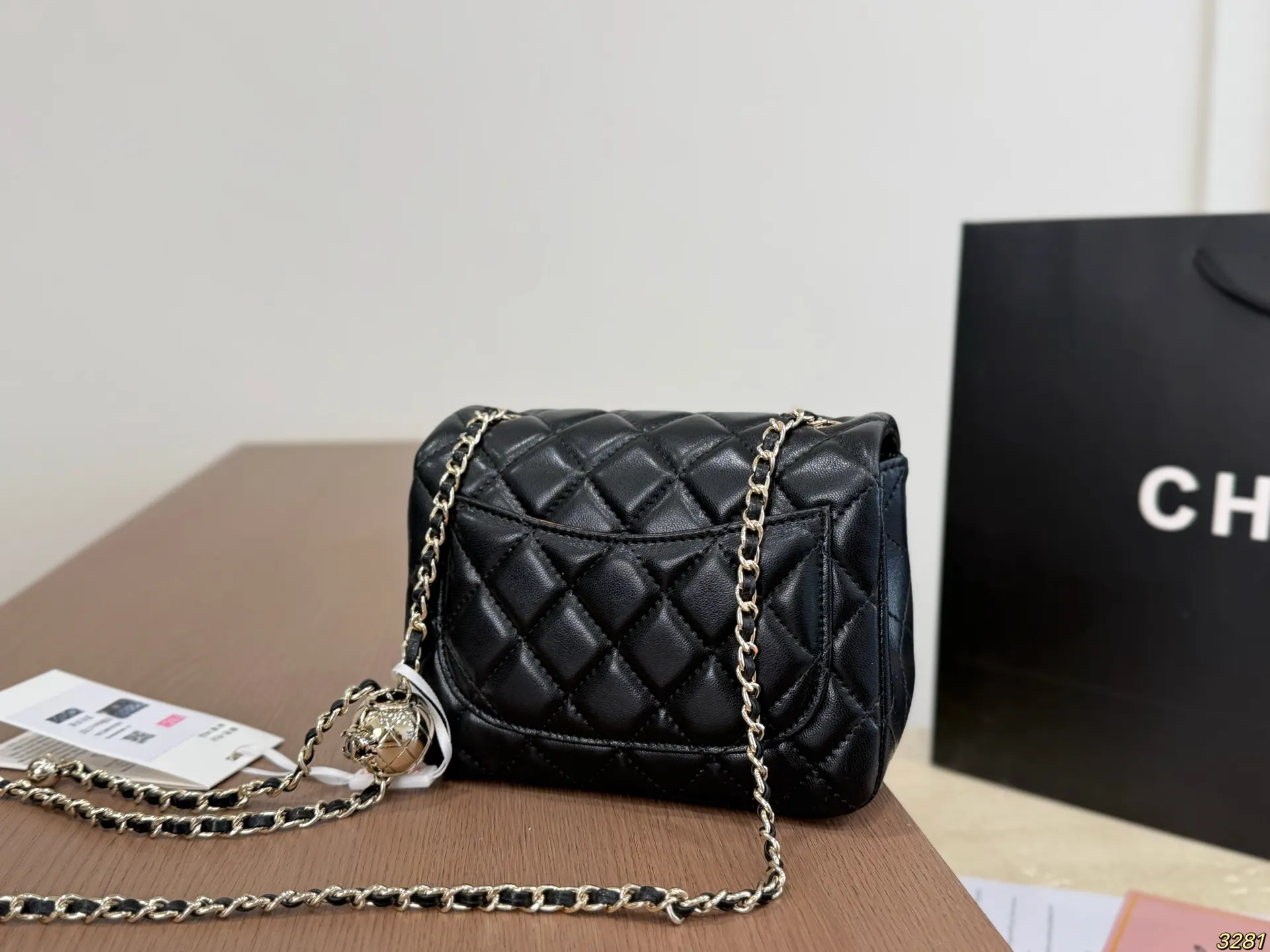 CHANEL 淡金球调节扣方胖子 金球包 cf 斜挎包 轻便斜挎款