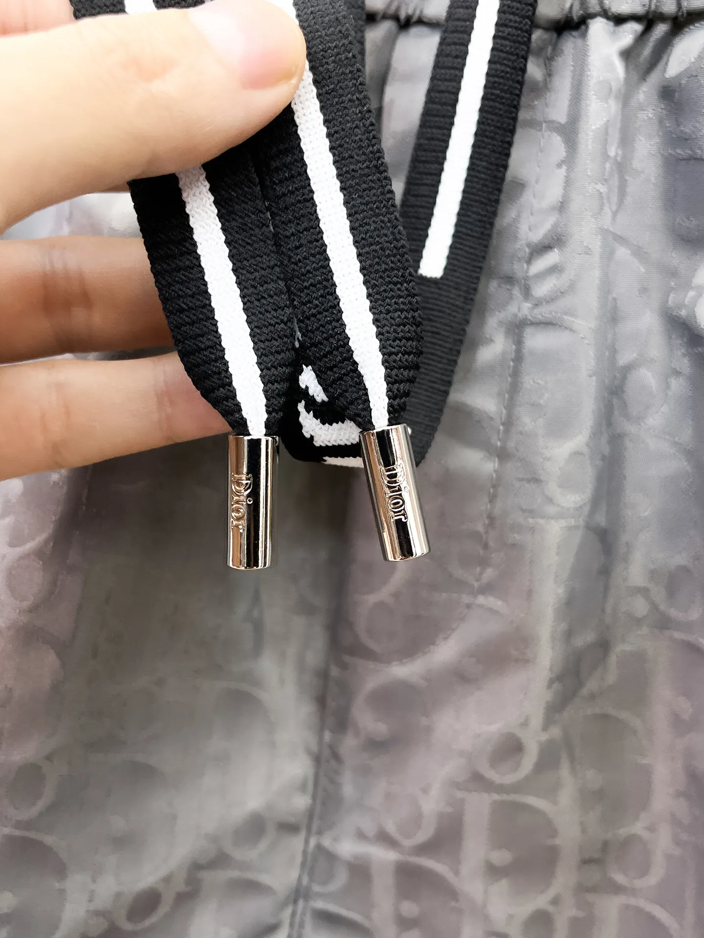 Dior 灰色短裤 休闲百搭款