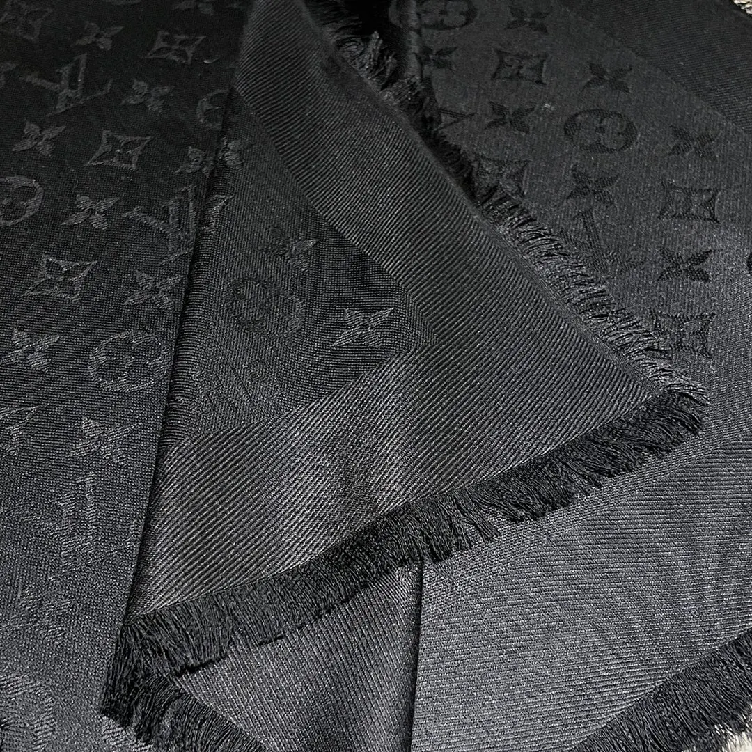 Louis Vuitton 黑色 羊毛 提花 Mo披肩 保暖披肩 围巾