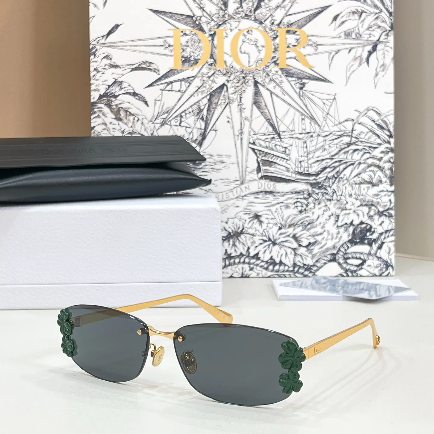 Dior Fashion Item Fashion