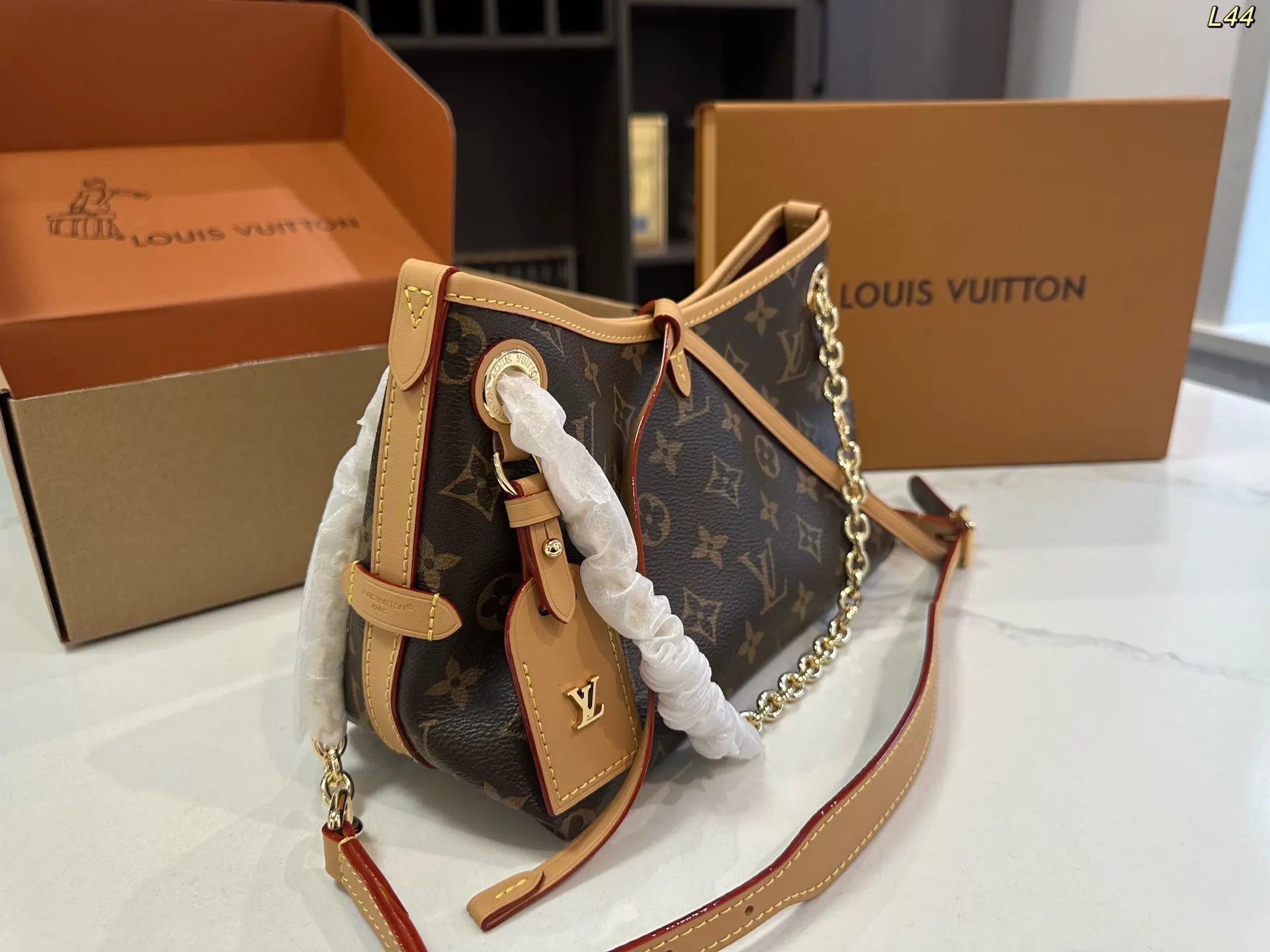 Louis Vuitton Chain Bag