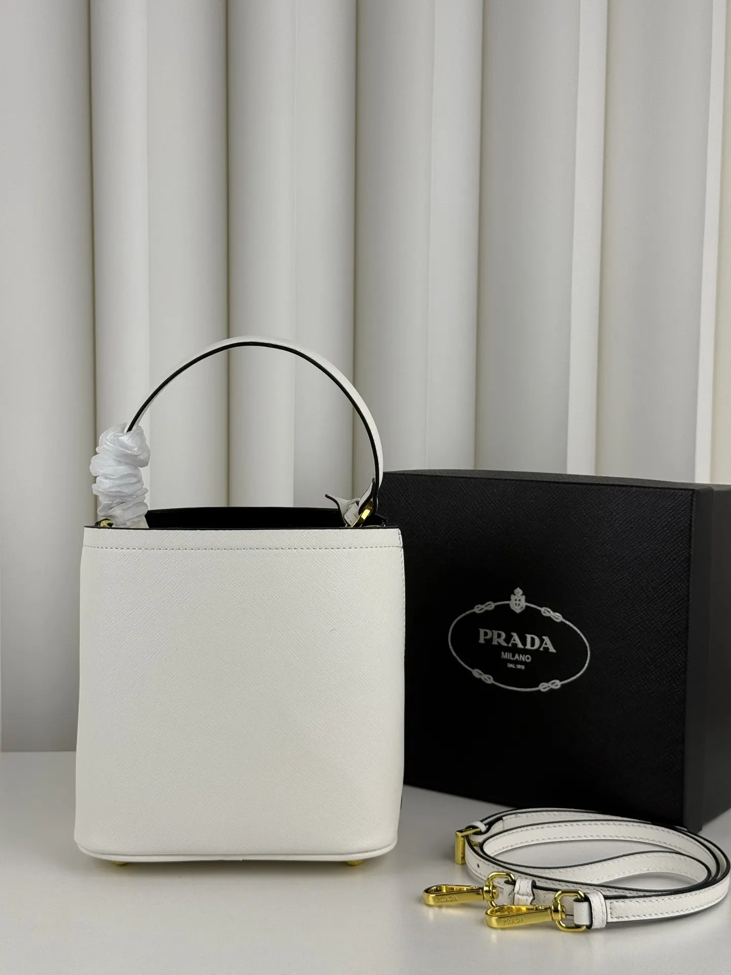 拼色 牛皮 Double Saffiano 拼色 水桶包 休闲水桶款