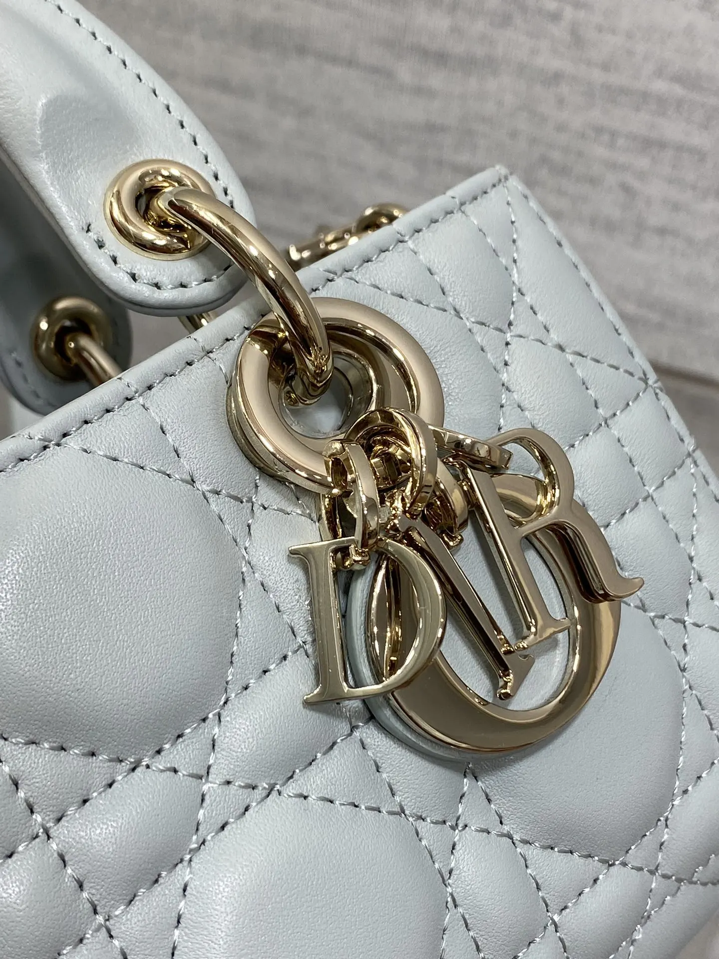 Dior 羊皮 进口 羊皮横款迷你戴妃包 Joy bag羊皮 鏈條包 精致鏈條款