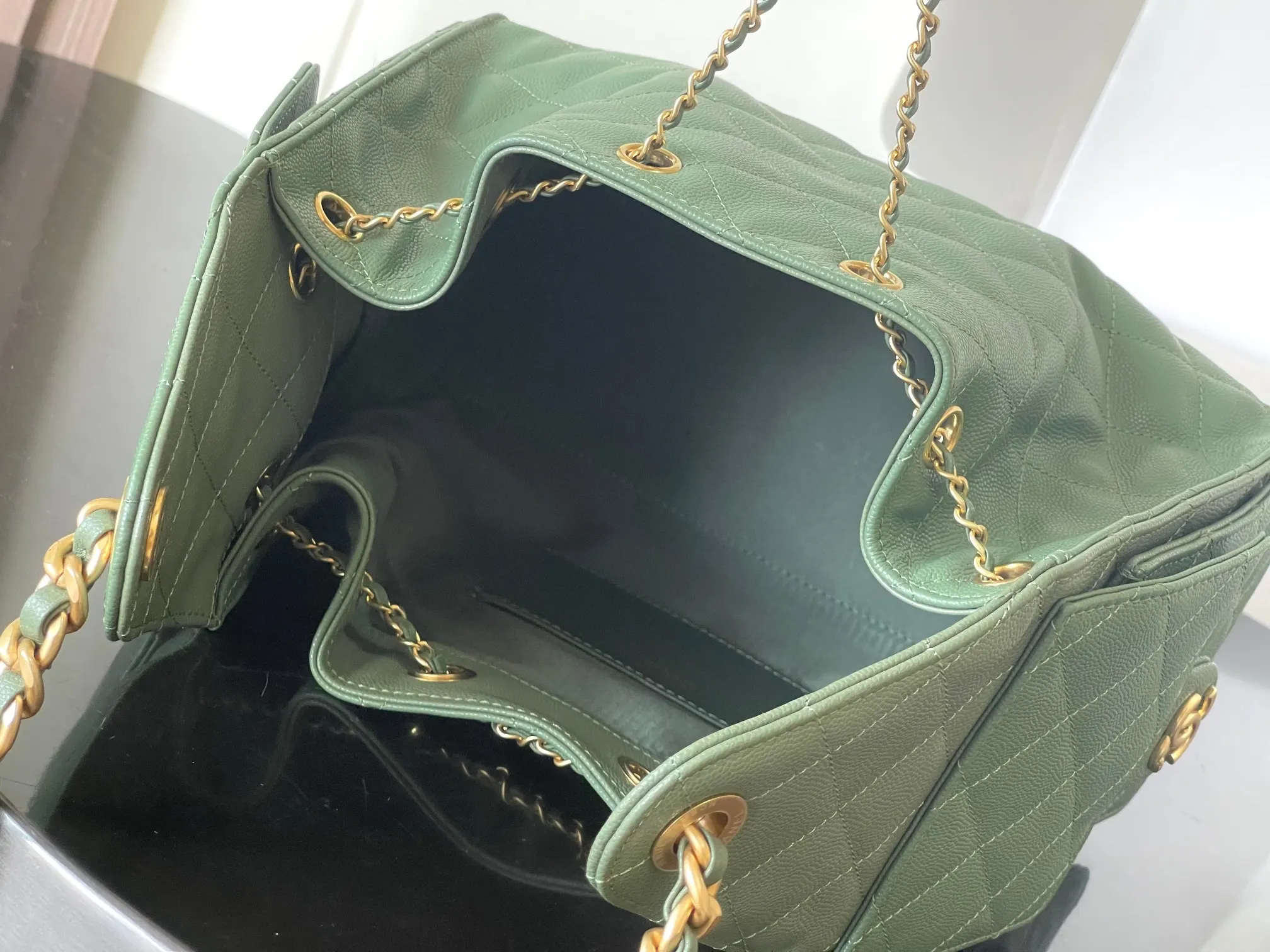 Chanel 绿色 皮革 腋下包