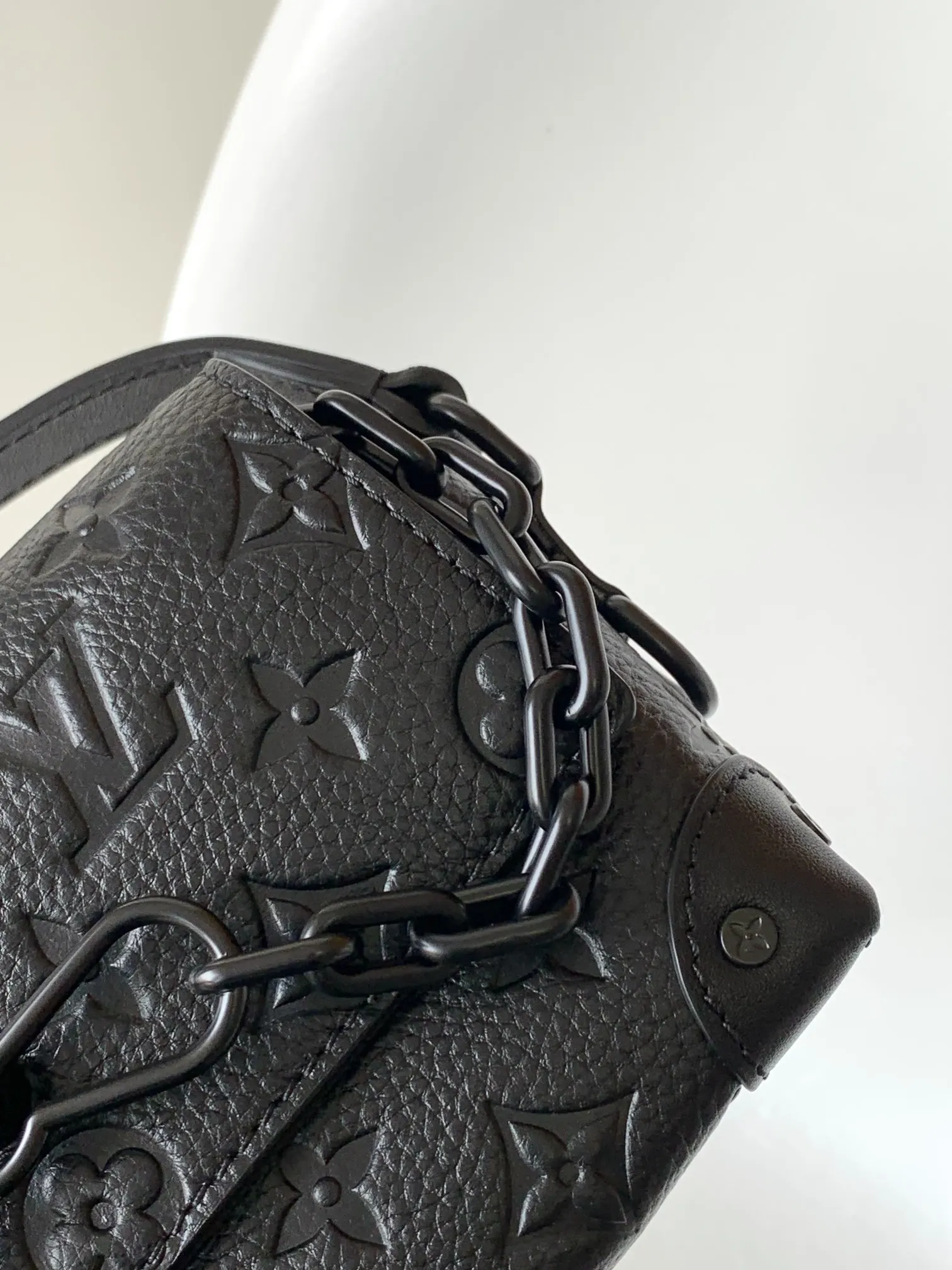 LV 黑色压纹链条小方包 单肩斜挎款｜ORBUYBAG 岚奢包高端时尚精品