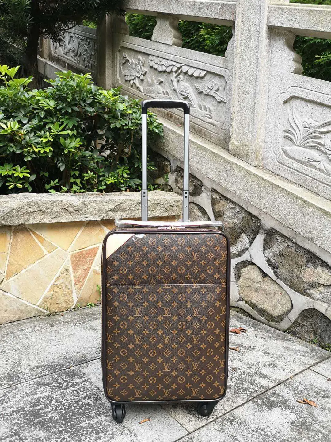 Louis Vuitton Suitcase Travel Lightweight