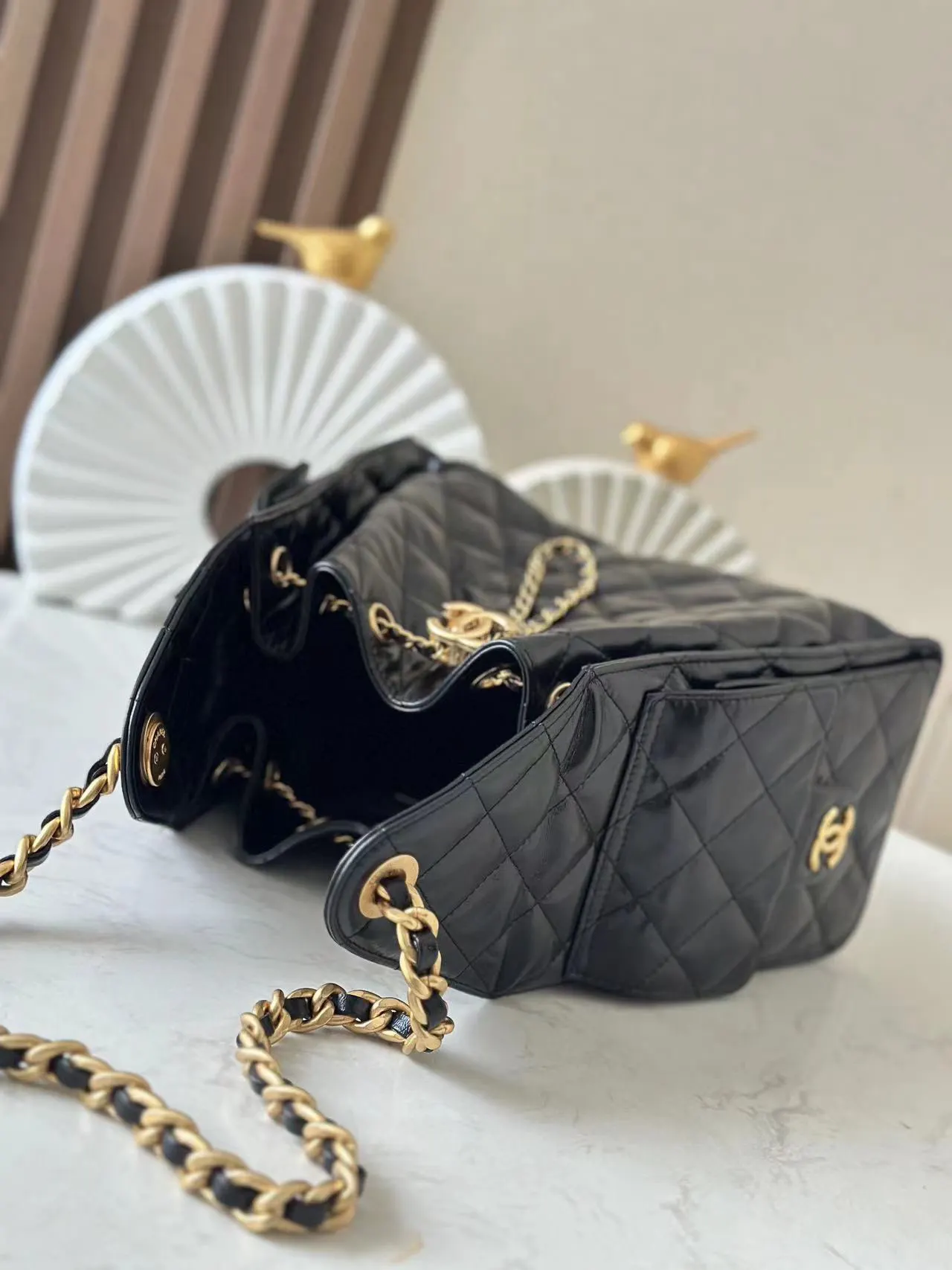 Chanel Oil Wax Sheepskin Hobo Underarm Bag One Shoulder Back Image 2 Chanel Oil Wax Sheepskin Hobo Underarm Bag One Shoulder Back Image 2