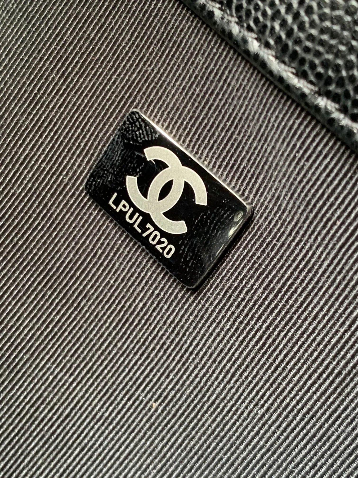 CHANEL 黑色牛皮菱格鏈條包 單肩斜挎款