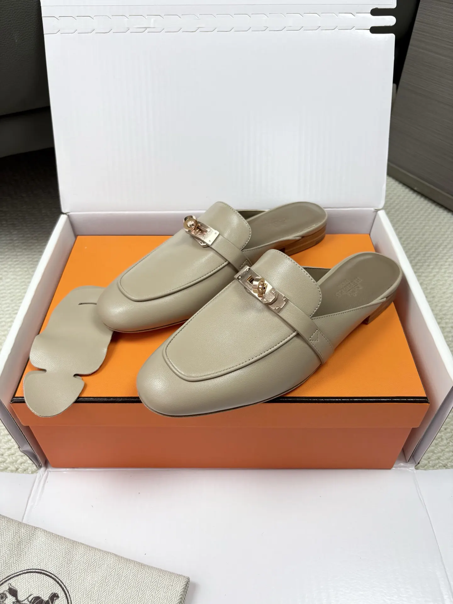 Hermès 乐福鞋