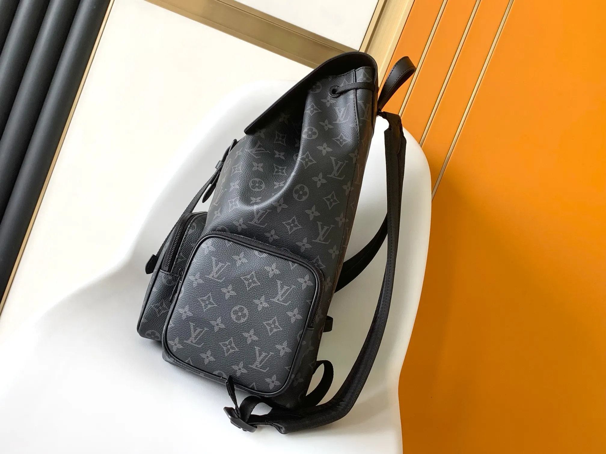 LV 金色 雙肩包(數字2) LV 金色 雙肩包(數字2)