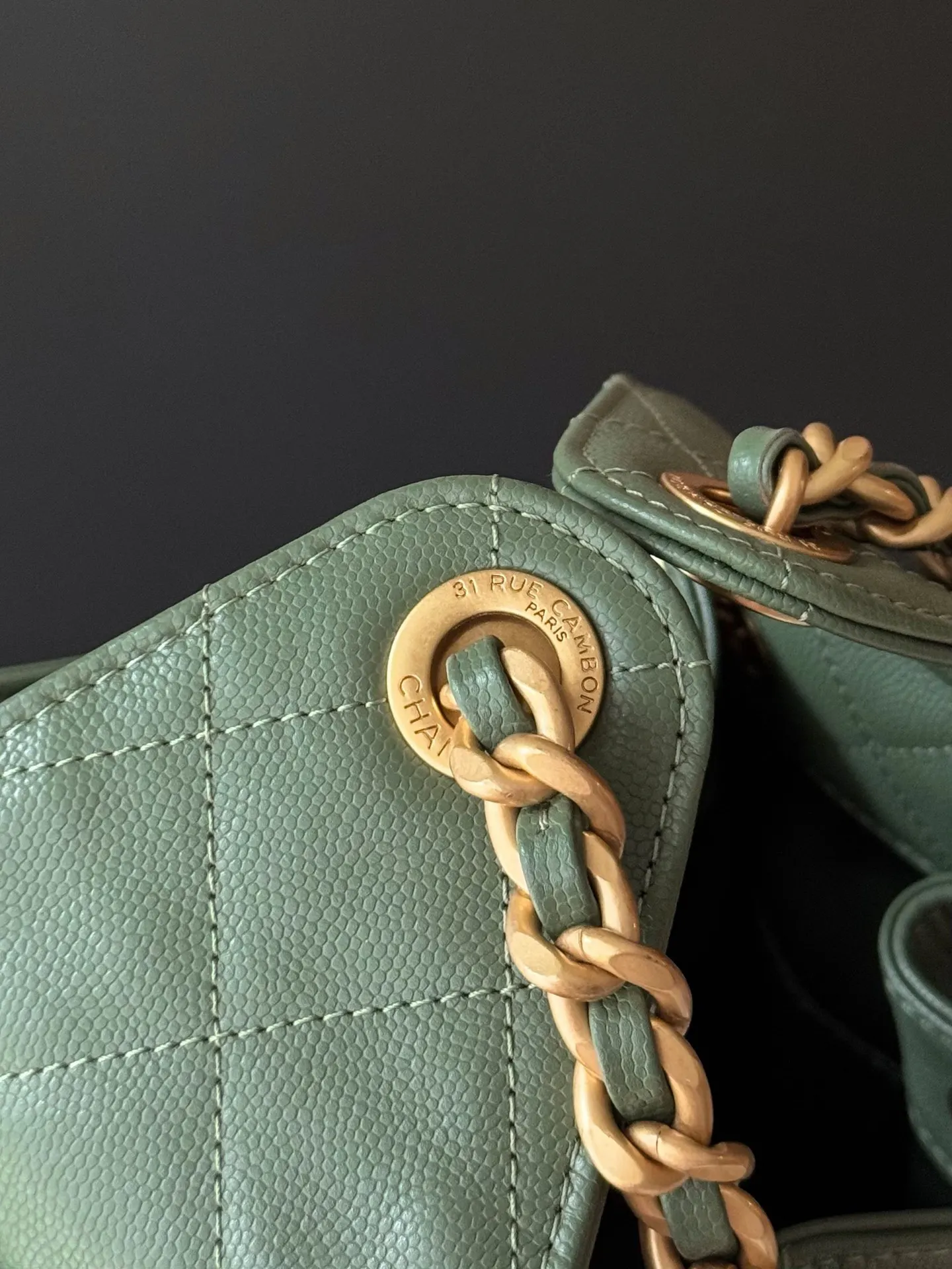 Chanel Hobo Shoulder Bag Vintage Leather Image 9 Chanel Hobo Shoulder Bag Vintage Leather Image 9