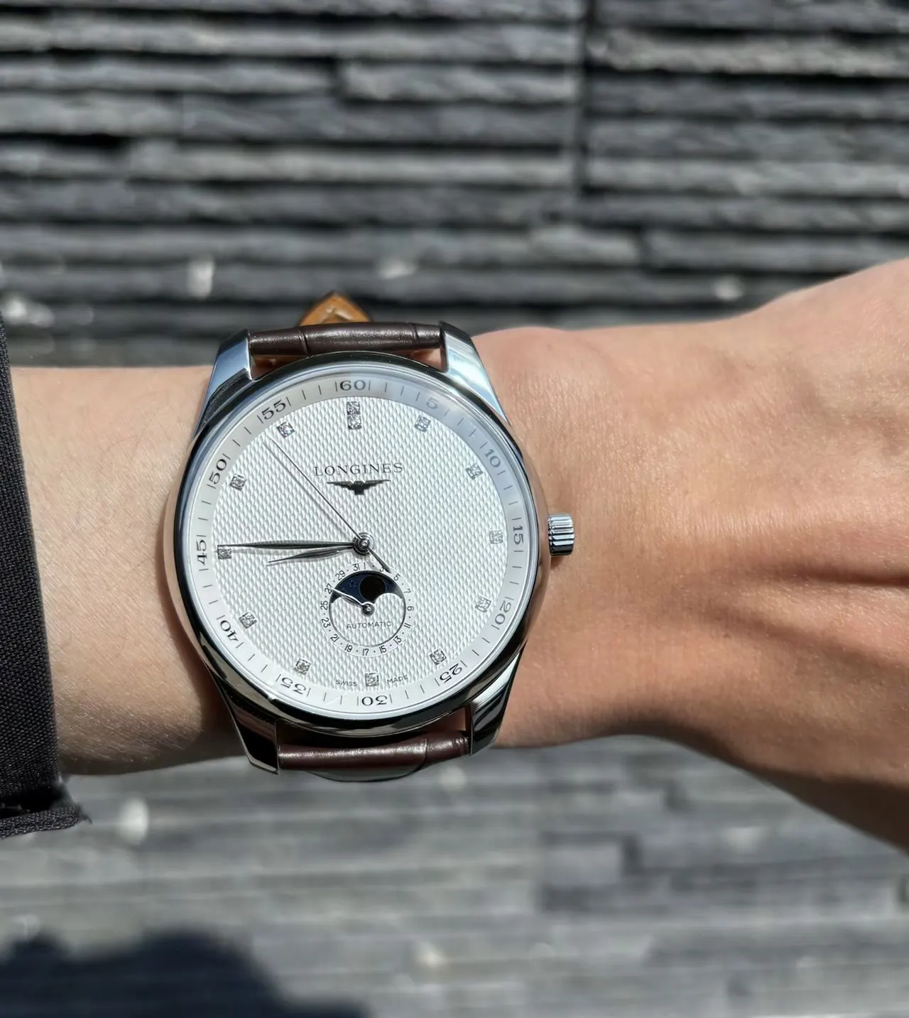 Longines 盒 我被这块浪琴名匠四针月相皮带钻 手錶 經典腕表款