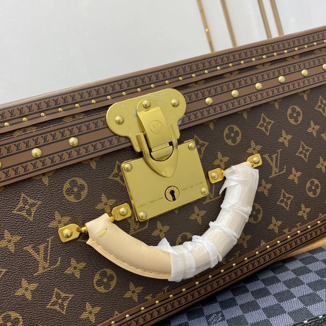 LV 金色 帆布 硬箱 纯铜五金 ALZER 硬箱 著名的Alz 行李箱 旅行拉杆款 轻便出行款