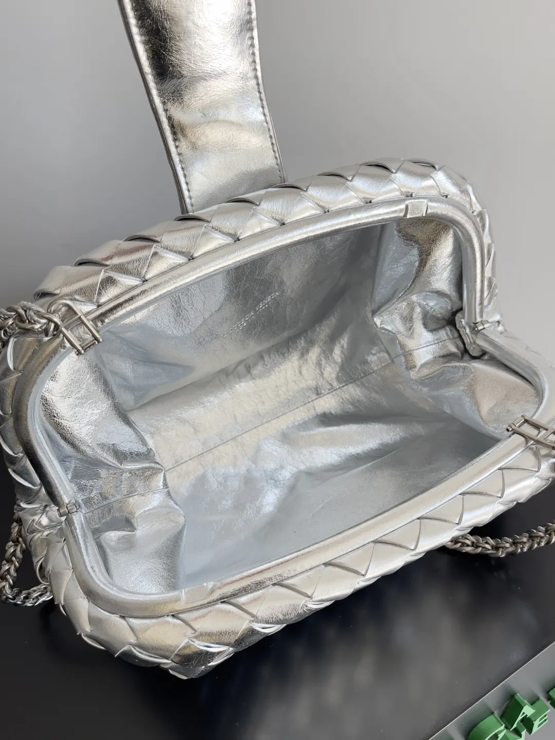 Bottega Veneta 鏈條包 精致鏈條款