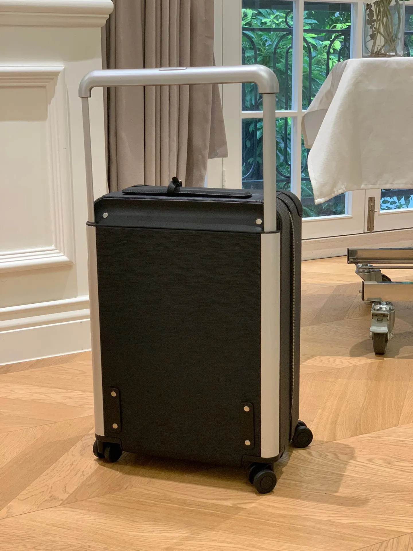 LV HORIZON四轮拉杆箱 5厘米 规格 行李箱 旅行拉杆款 輕便出行款