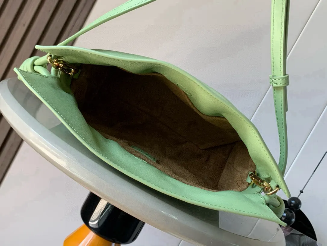 Tote Bag Leather Image 9 Tote Bag Leather Image 9