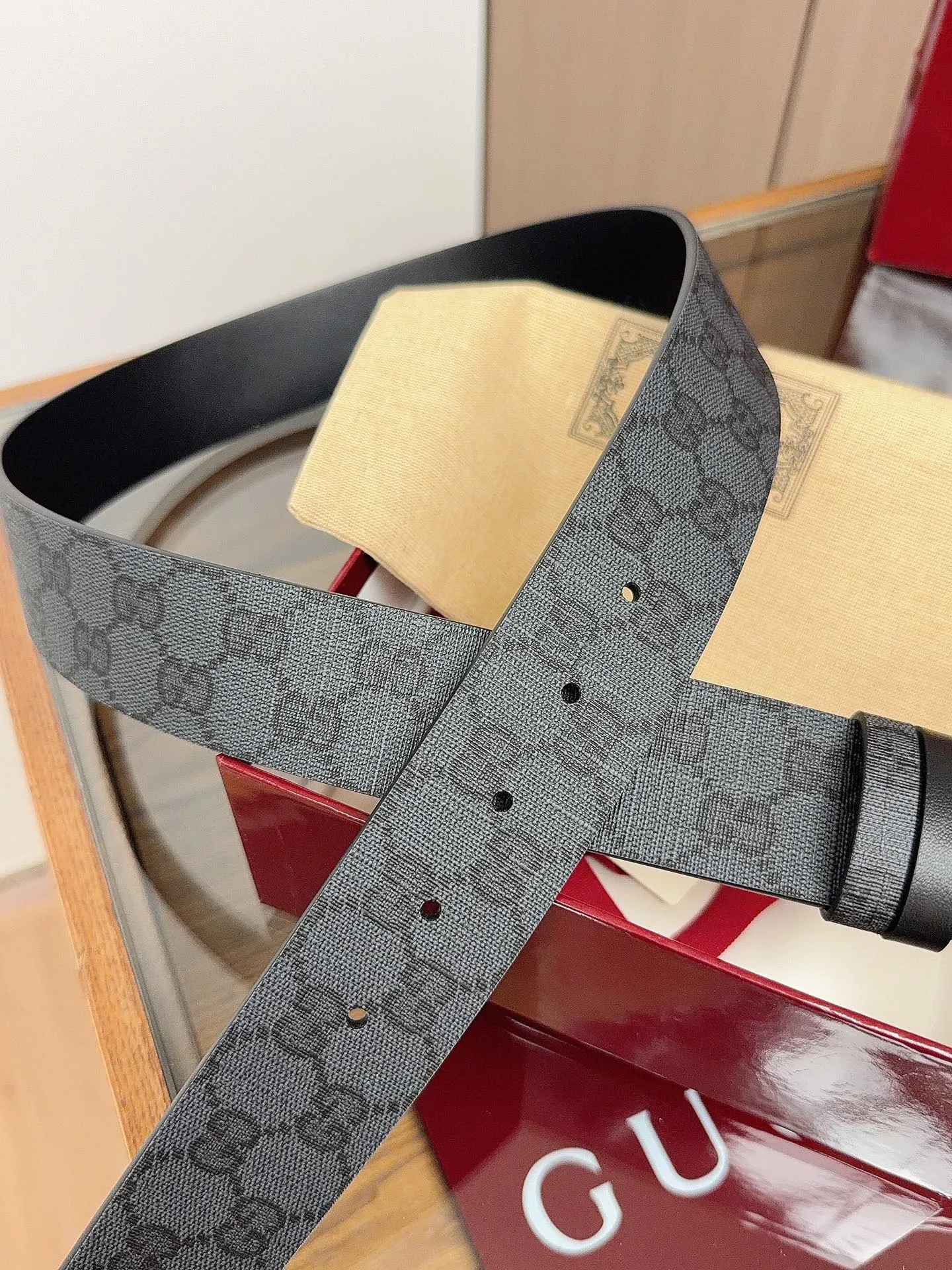 Gucci Double G 雙G扣牛皮腰帶