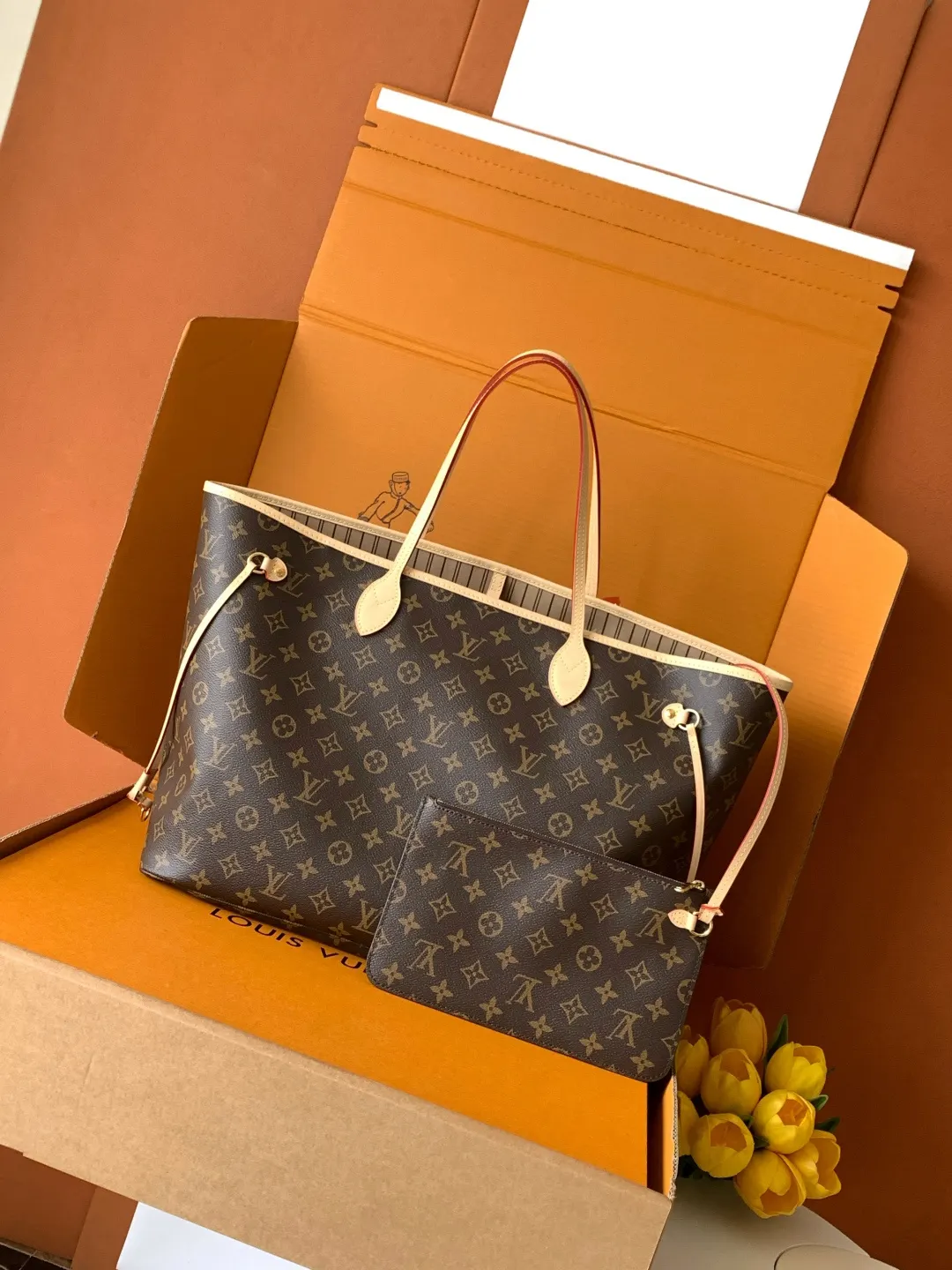 Louis Vuitton Monogram Clutch Bag Canvas