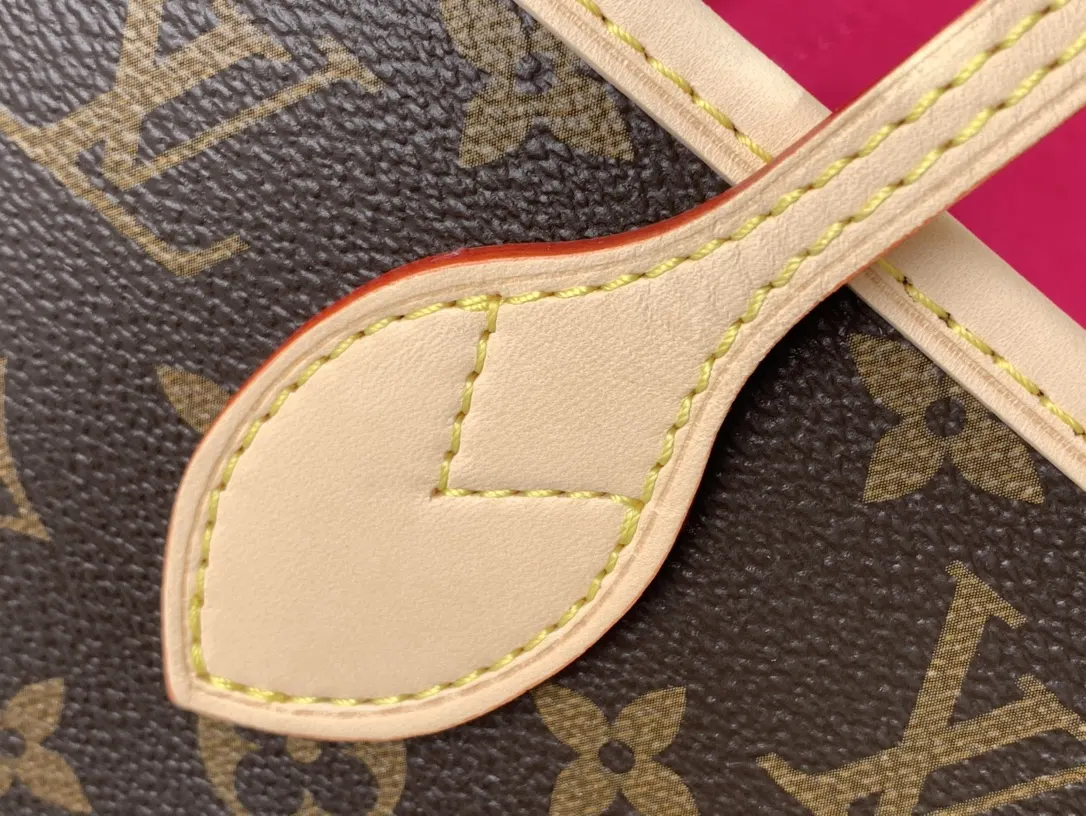 Louis Vuitton Monogram Clutch Bag Canvas