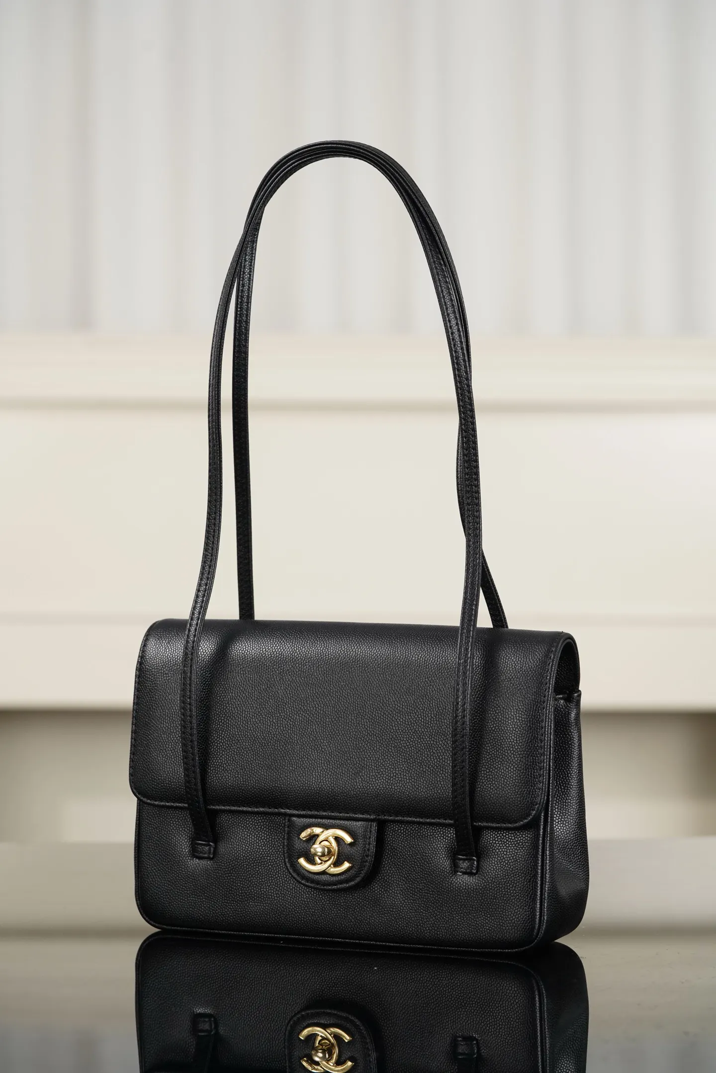 Black Hobo Shoulder Bag Vintage Leather