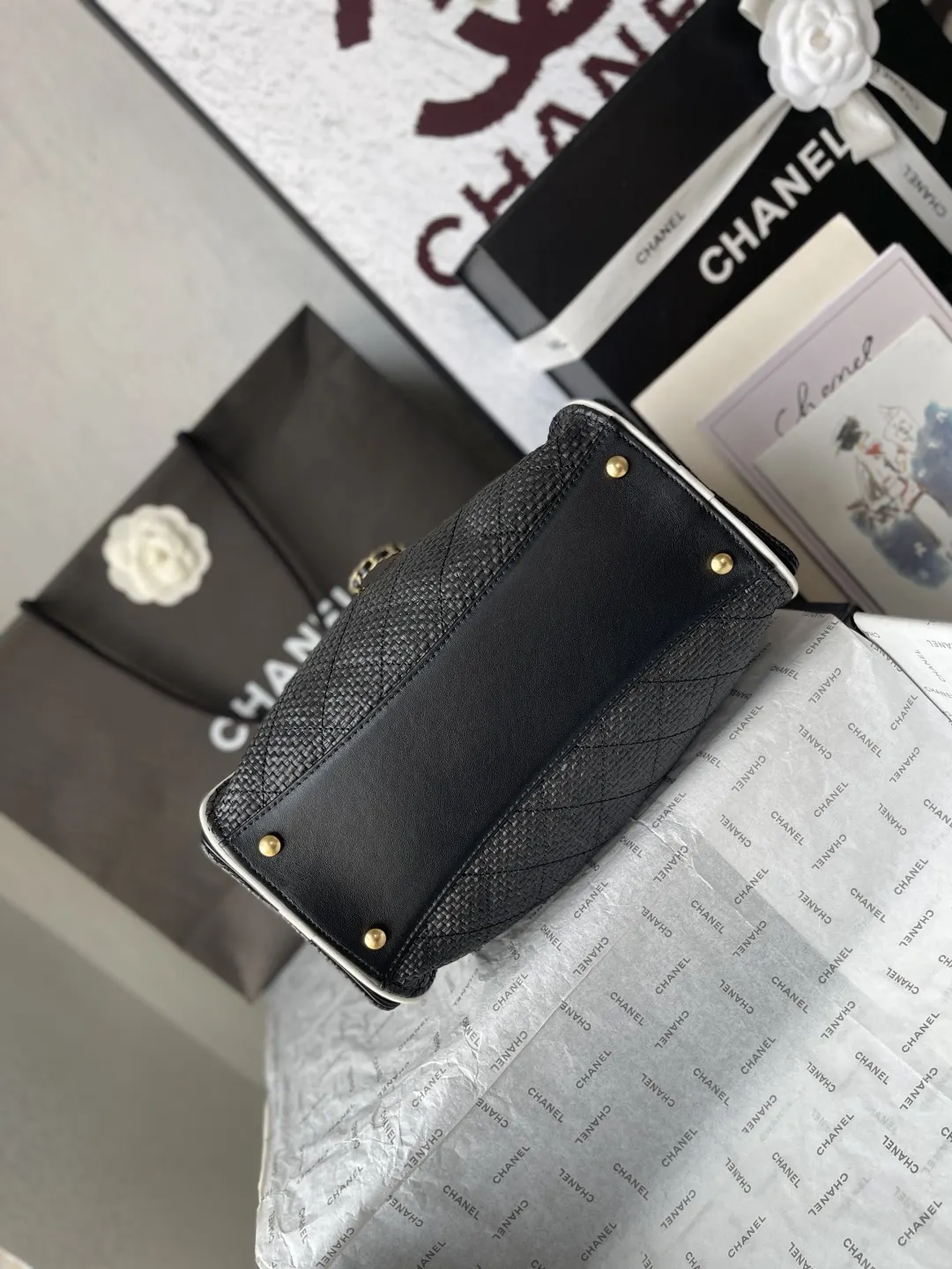 Chanel Black White Hobo Shoulder Bag Vintage