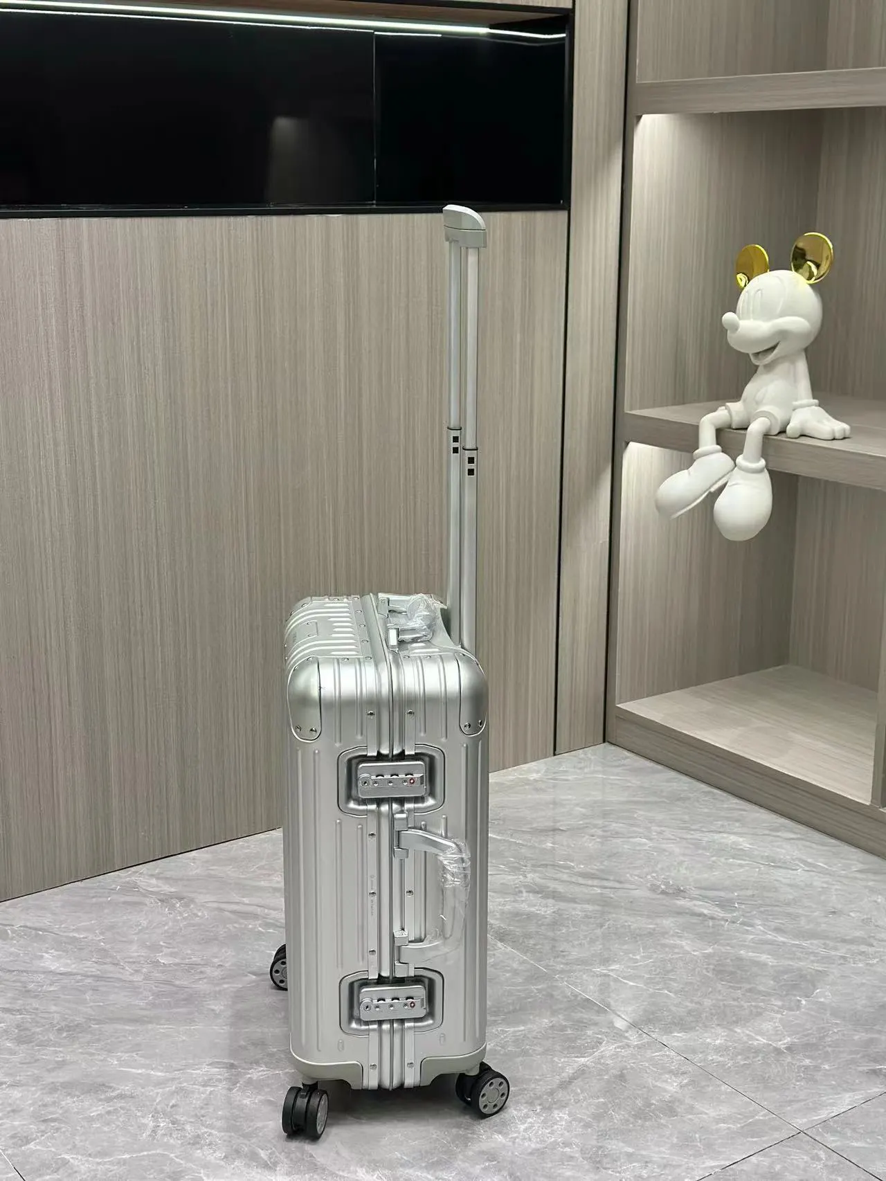 黑色 银色 精品 Original 系列 高端阳极氧化铝秒 行李箱 旅行拉杆款 轻便出行款