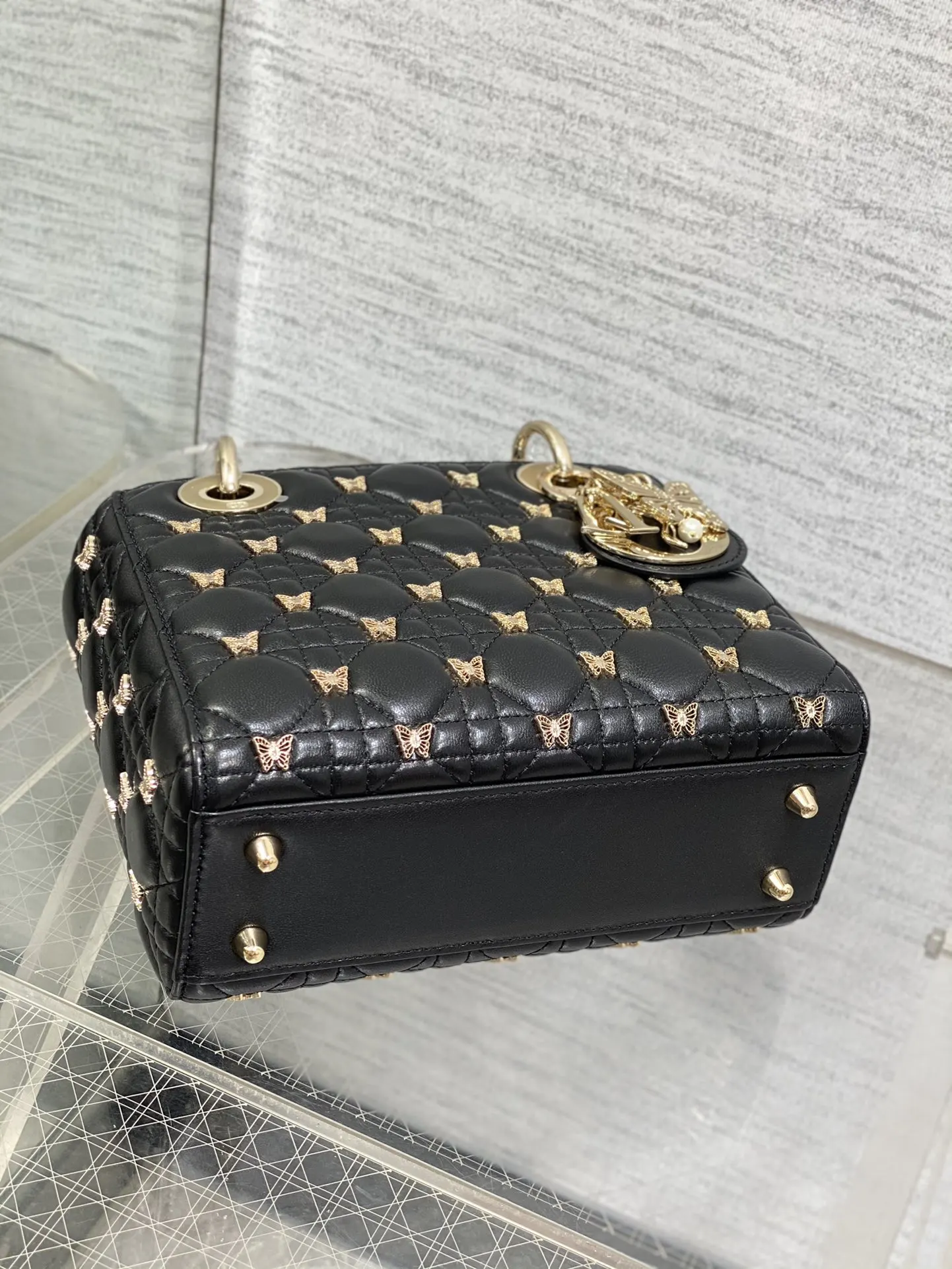 Dior 羊皮 迷人优雅又气场十足 斜挎手拎也是女人味十足 經典 斜背包 輕便斜挎款
