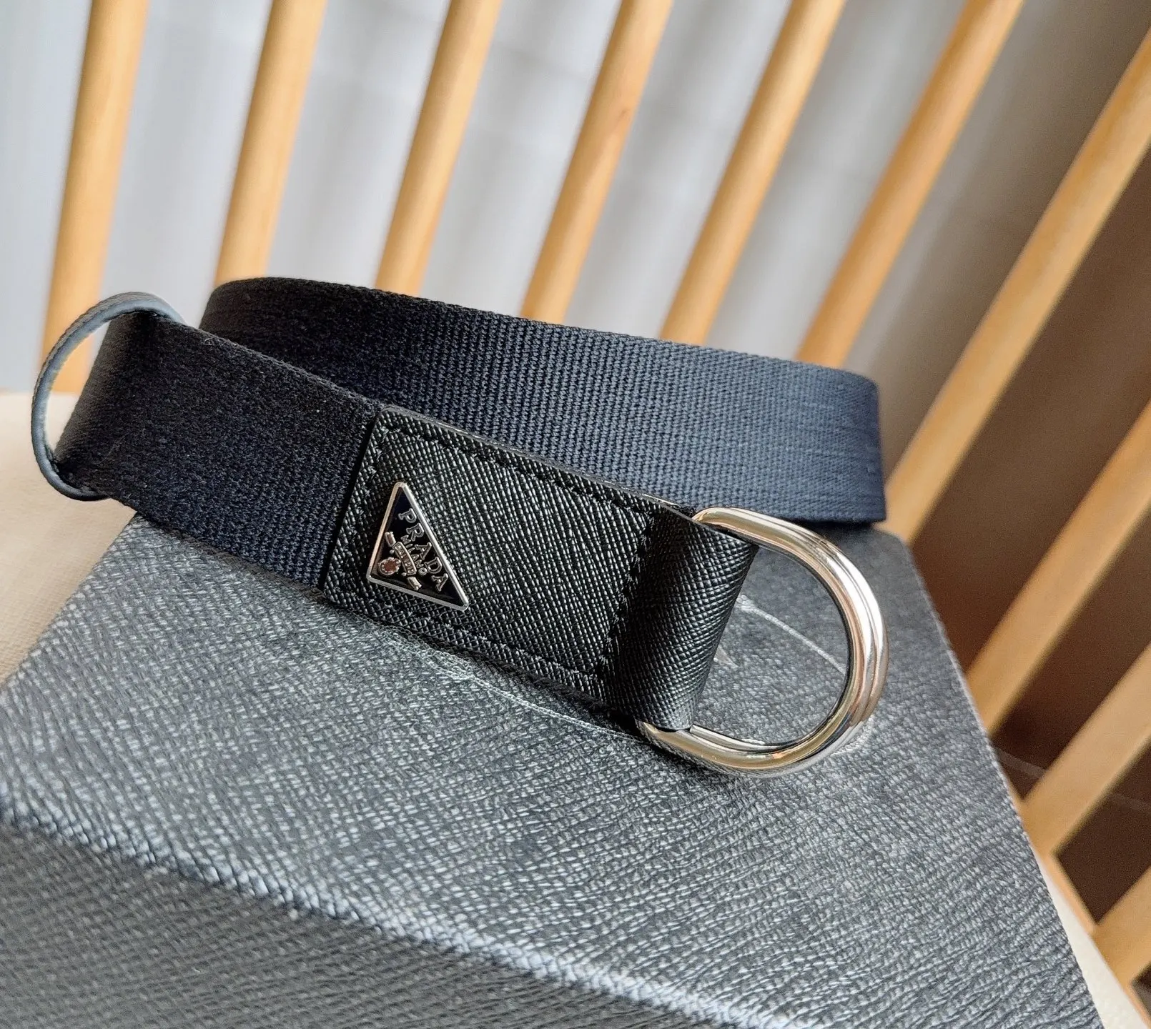 Prada 皮革 棉质 三角标 腰带 双D扣休闲