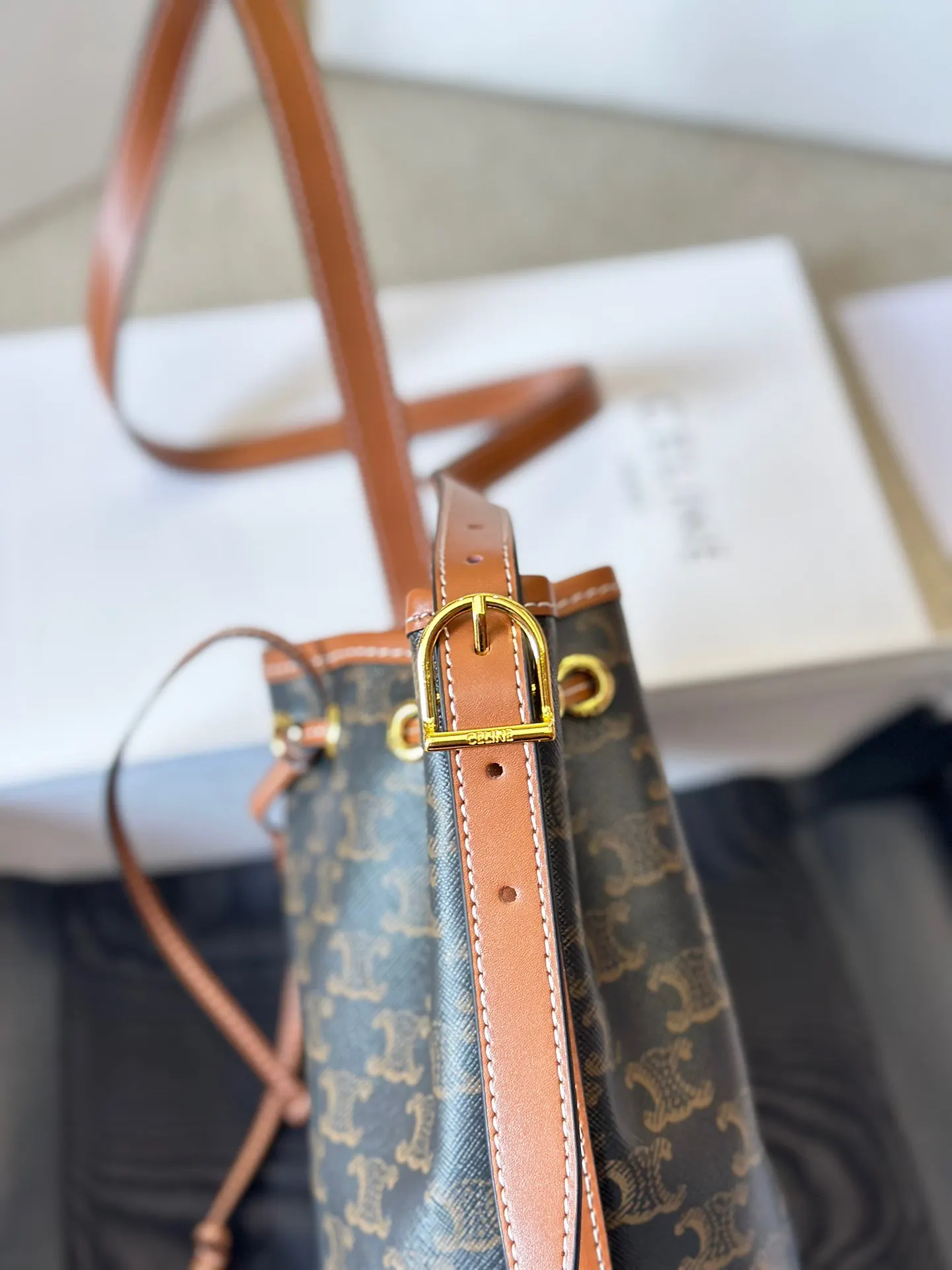 Celine 老花 牛皮 水桶包 休闲水桶款