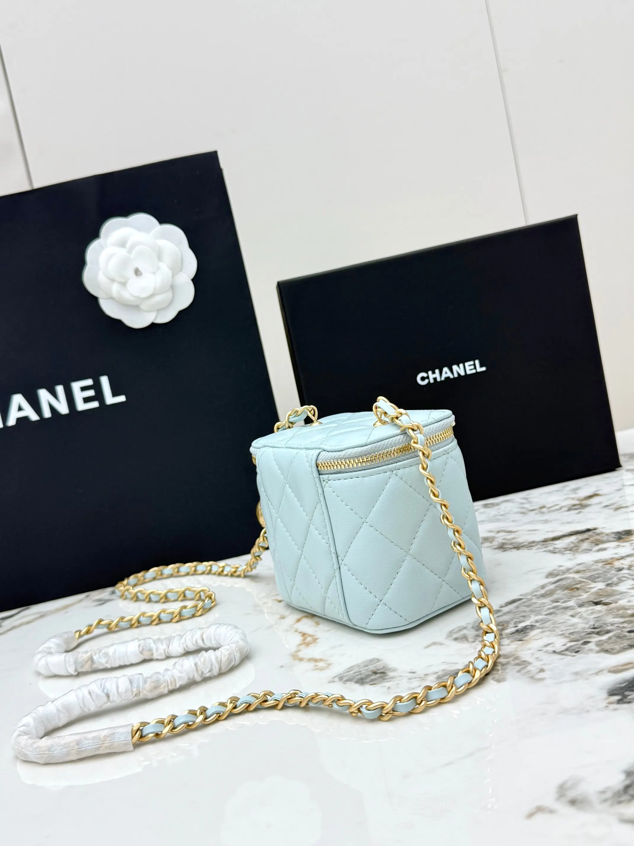 CHANEL 金色 羊皮 鏈條包 精致鏈條款