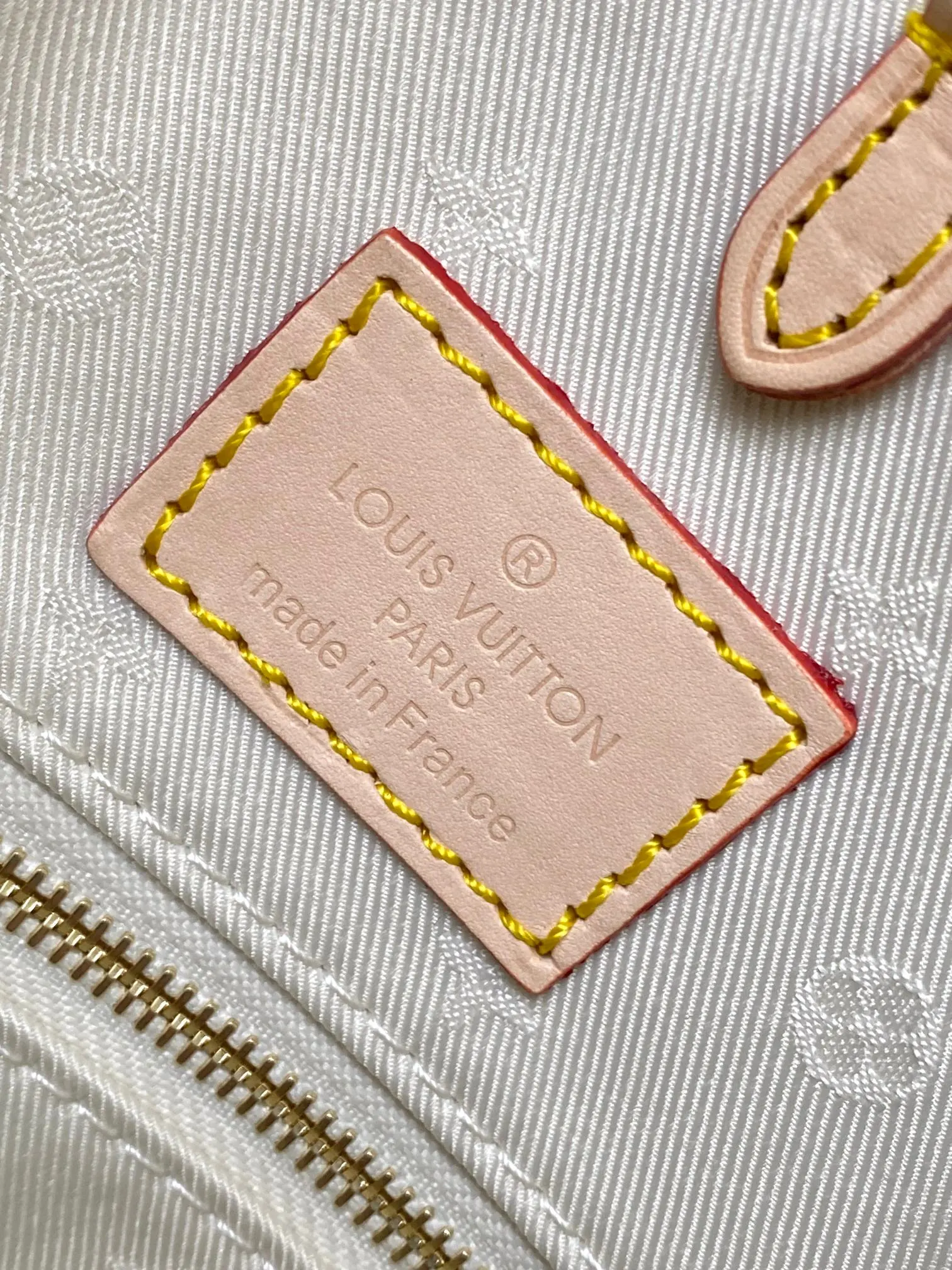 Louis Vuitton OnTheGo 白色 Monogram 托特包