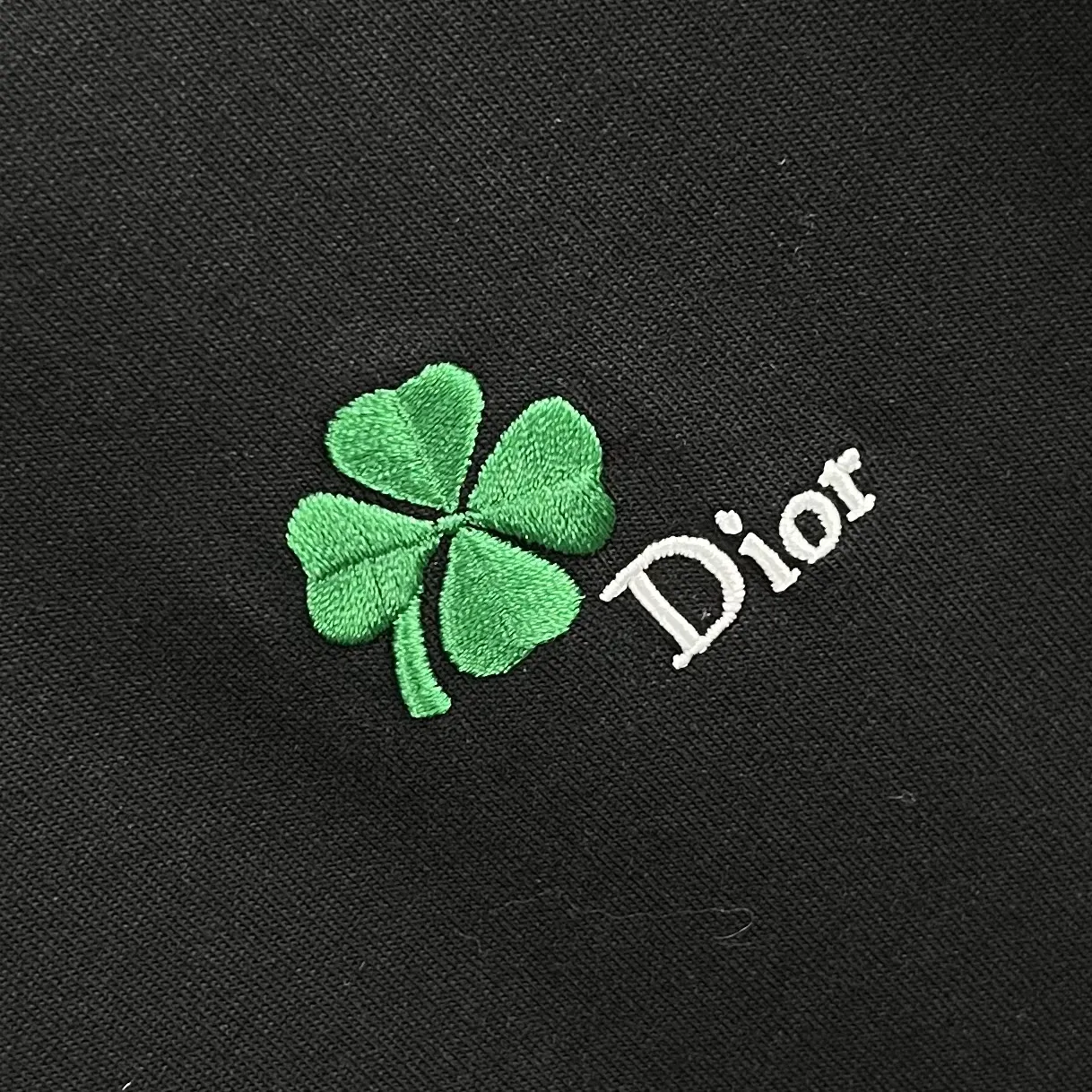 Dior 黑色圆领短袖T恤 绿色刺绣款