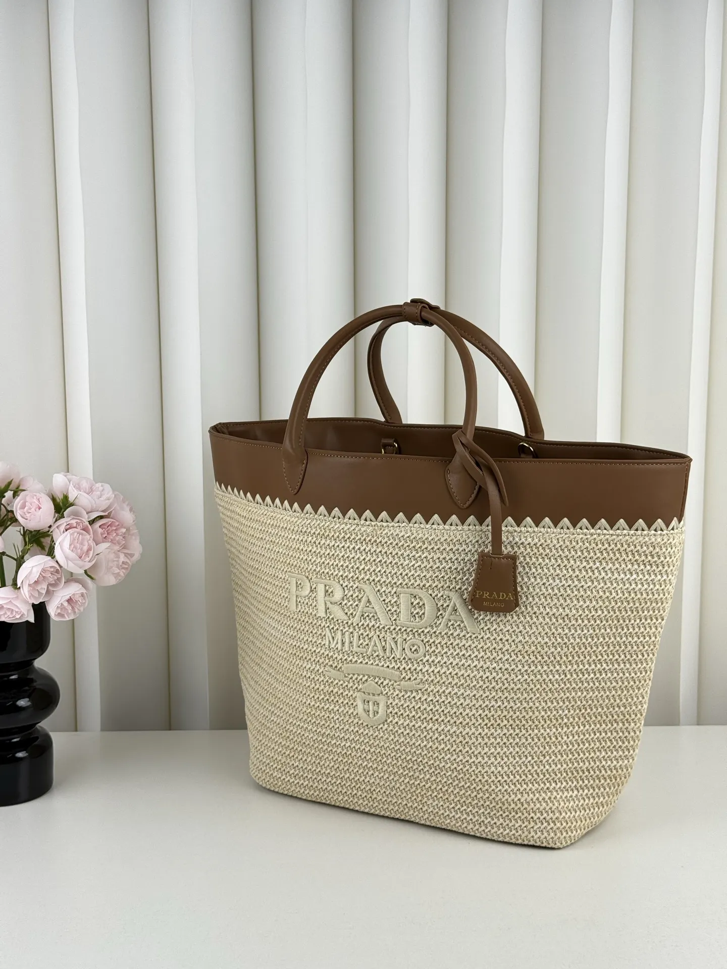 Prada 购物袋 轻便实用 托特包