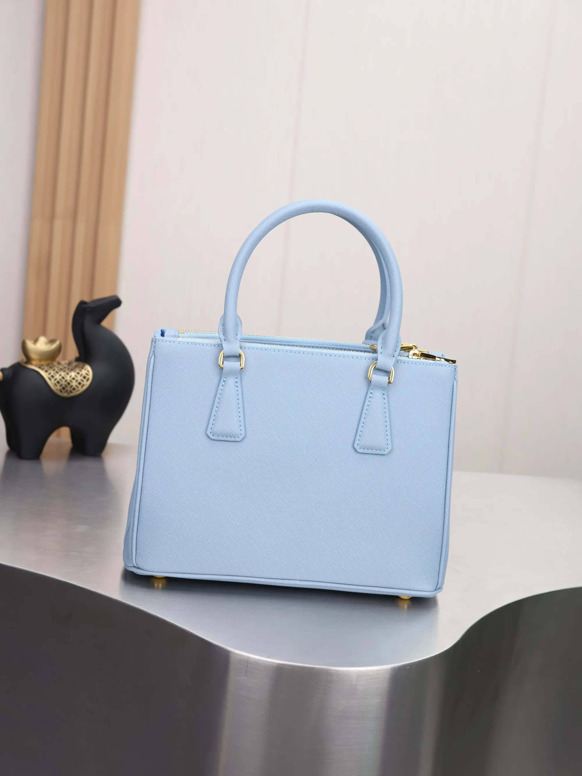 Prada Saffiano 十字纹牛皮 三角标 杀手包 经典手提 手提包
