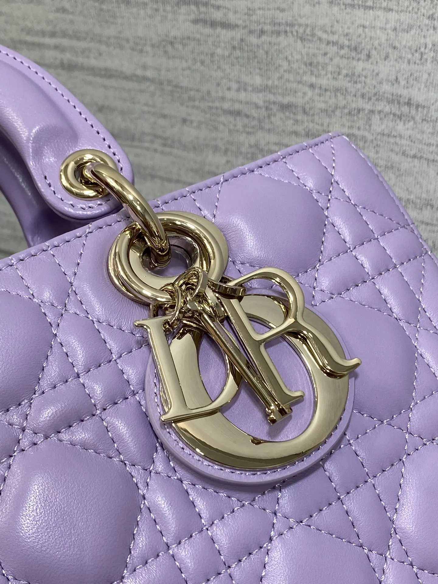 Dior 羊皮 进口 羊皮横款戴妃包梦幻紫 内里 手提包 通勤手提款